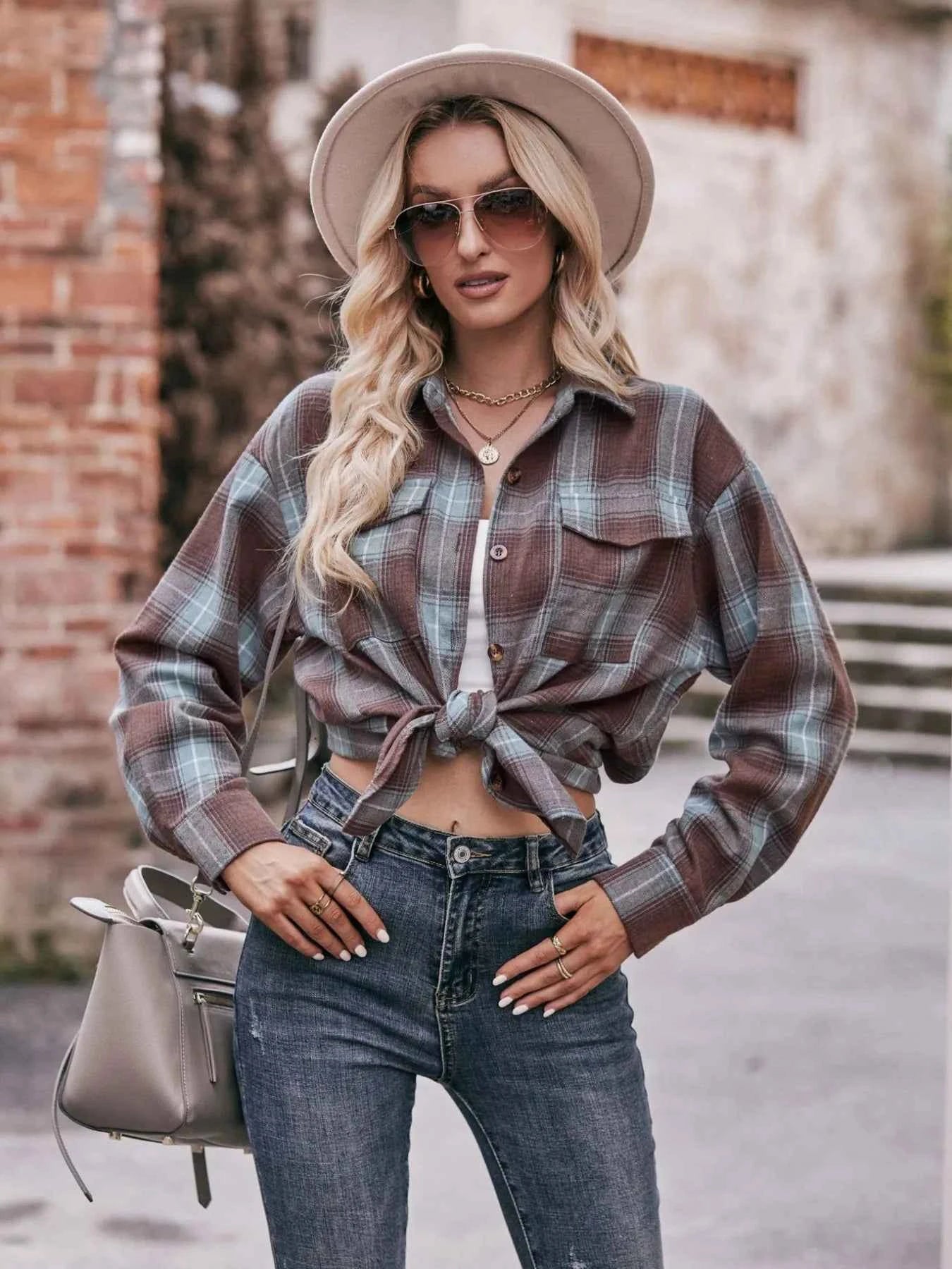 Plaid Button-Down Long Sleeve Shirt 68038d32-ad84-415e-bd27-bc4e648b3d29-Max-Origin