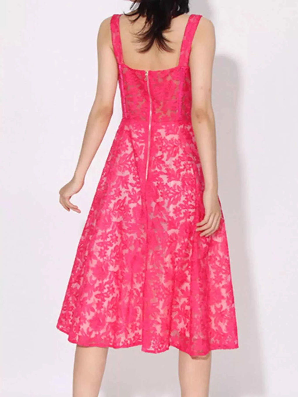 Lace Sweetheart Neck Cami Dress 68848eac-04fe-4f14-aaf3-551e64ad2190-Max-Origin