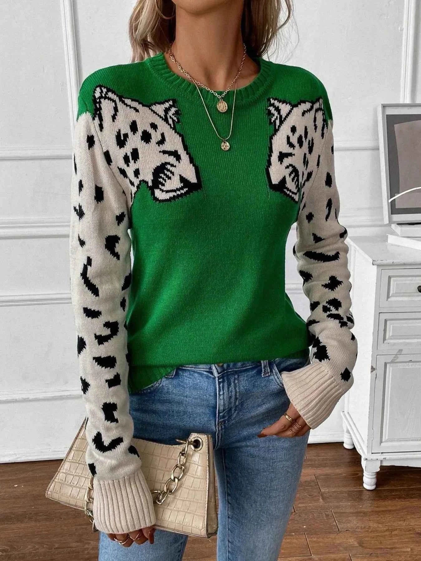 Leopard Round Neck Sweater 690d85b2-40f1-455c-b5cb-2df63ea7568f-Max-Origin