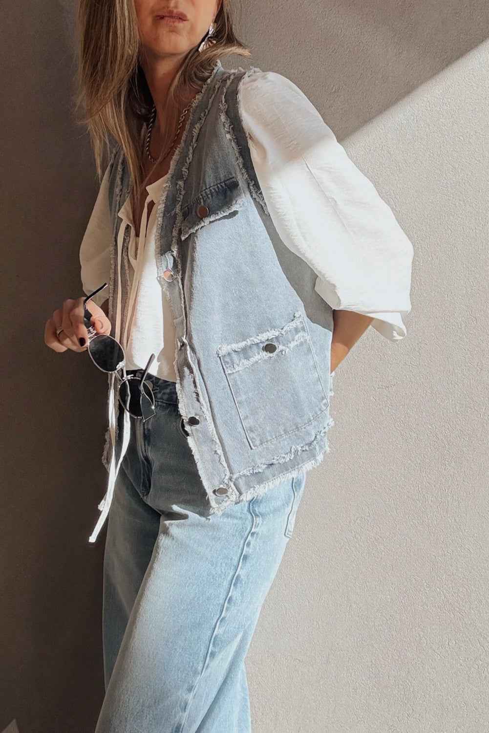Beau Blue Frayed Edge Flap Pockets Denim Vest Jacket 69a863b326083dc3