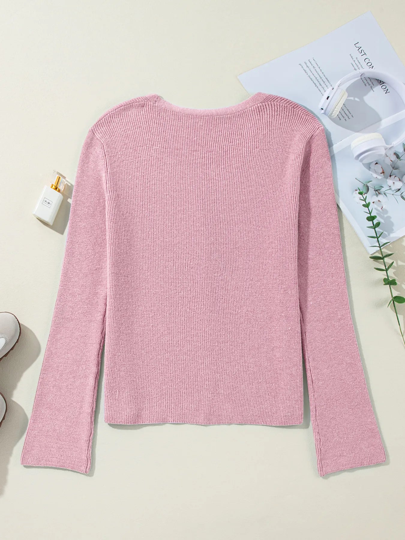 Ribbed Knit Button Front V Neck Cardigan 6a4f6a66533c4e60b4a18fa0ee07ed01-Max-Origin