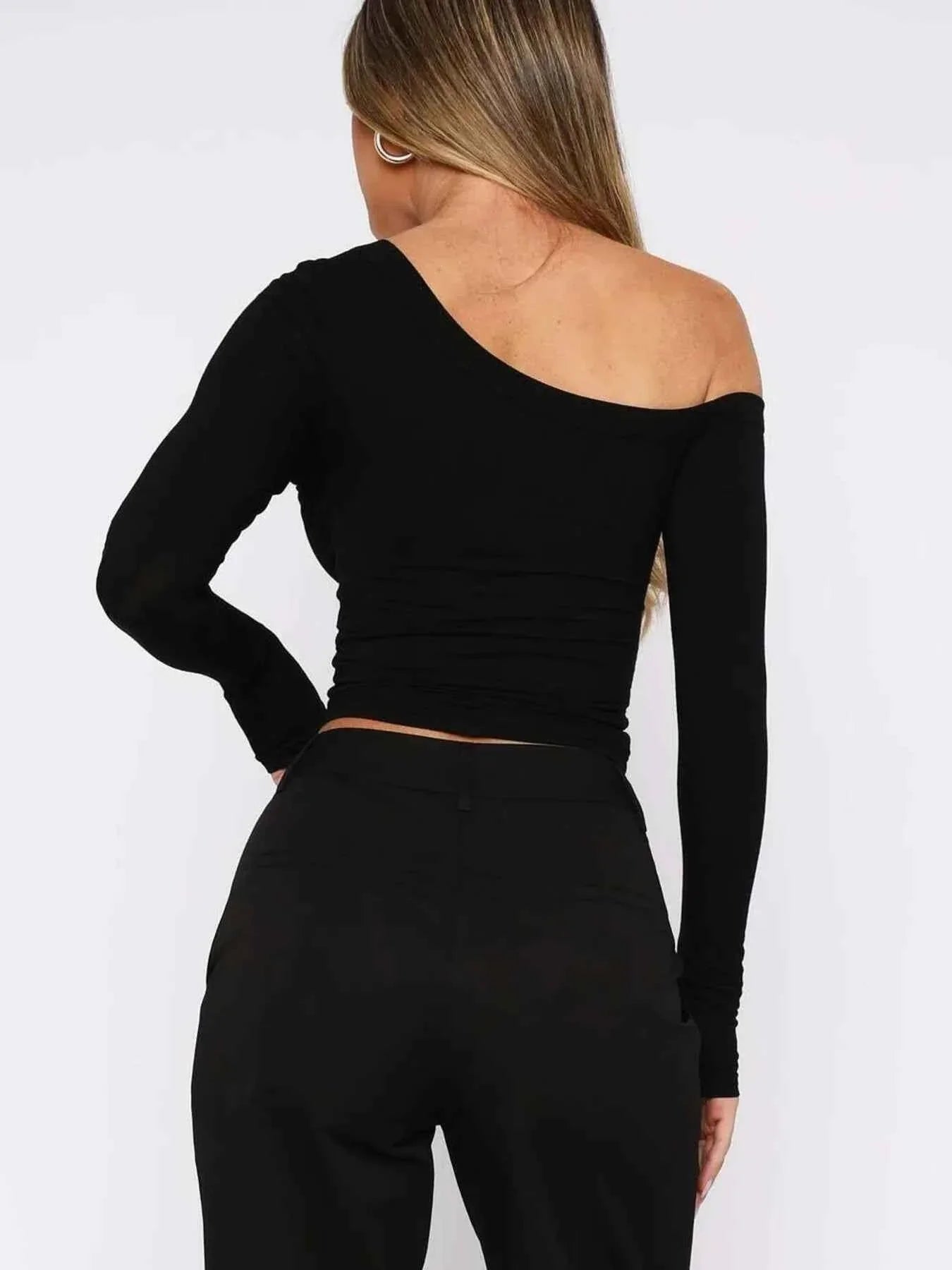 One Shoulder Long Sleeve Crop T-Shirt 6b2d25b67a1e4352b3de831321140a36-Max-Origin