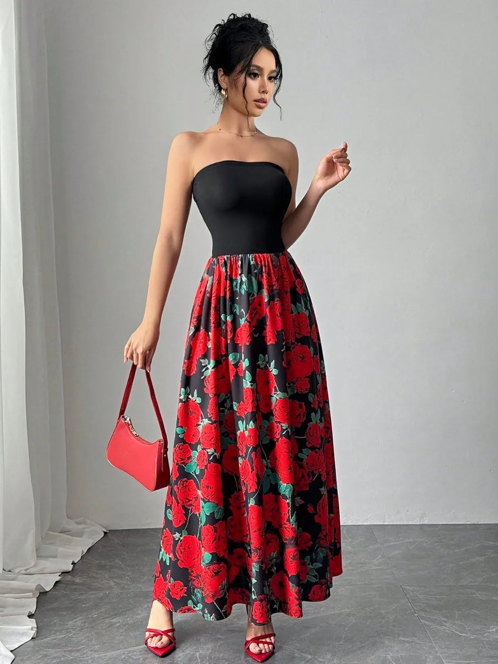 Floral Tube Maxi Dress 6b3b2ed1-03b3-4019-8bbb-c9328257b476-Max-Origin