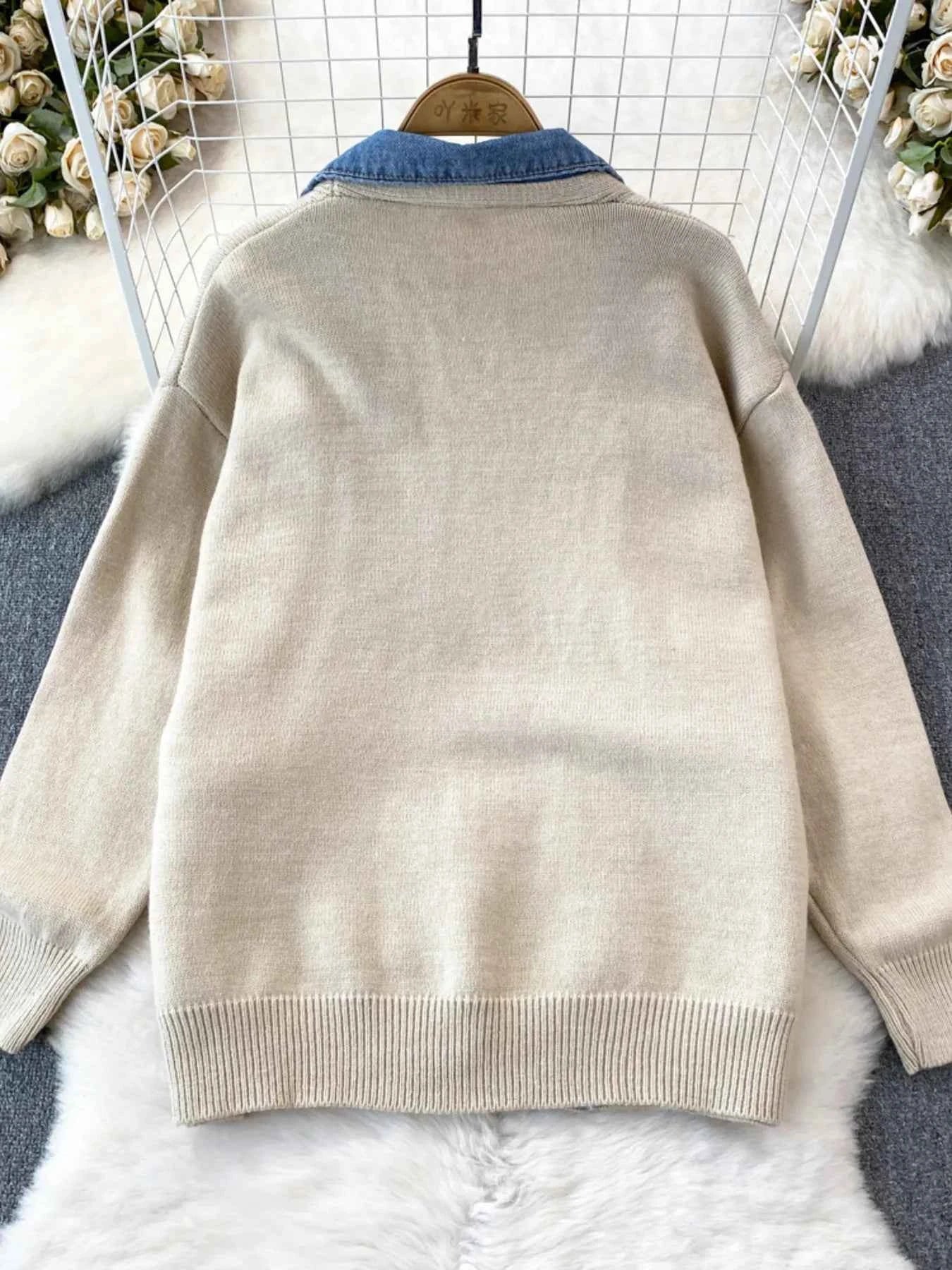 Raw Hem Denim Pocket Patchwork Cardigan 6be2c35be65047abae6d502377af427f-Max-Origin