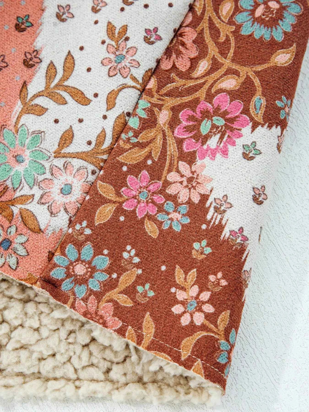 Floral Printed Sherpa Lined Hooded Jacket 6c42b02182f0438ea5dbb8c44456a2d9-Max-Origin