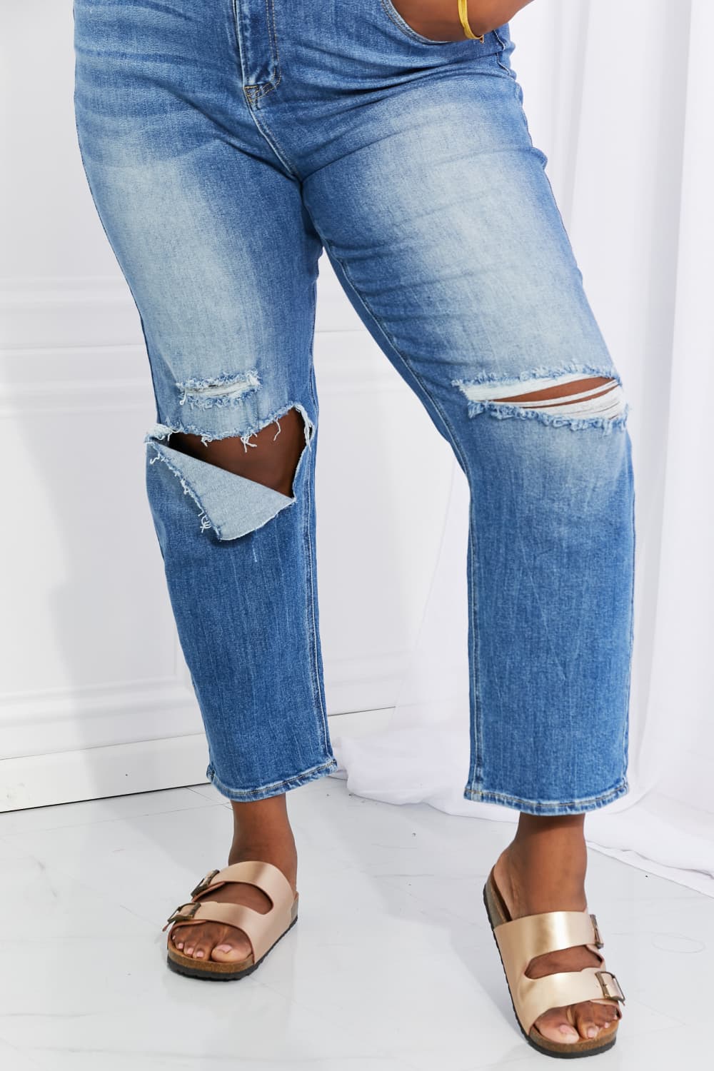 RISEN Full Size Emily High Rise Relaxed Jeans 6c4d96100ed346f9b6301202472b23e1-Max