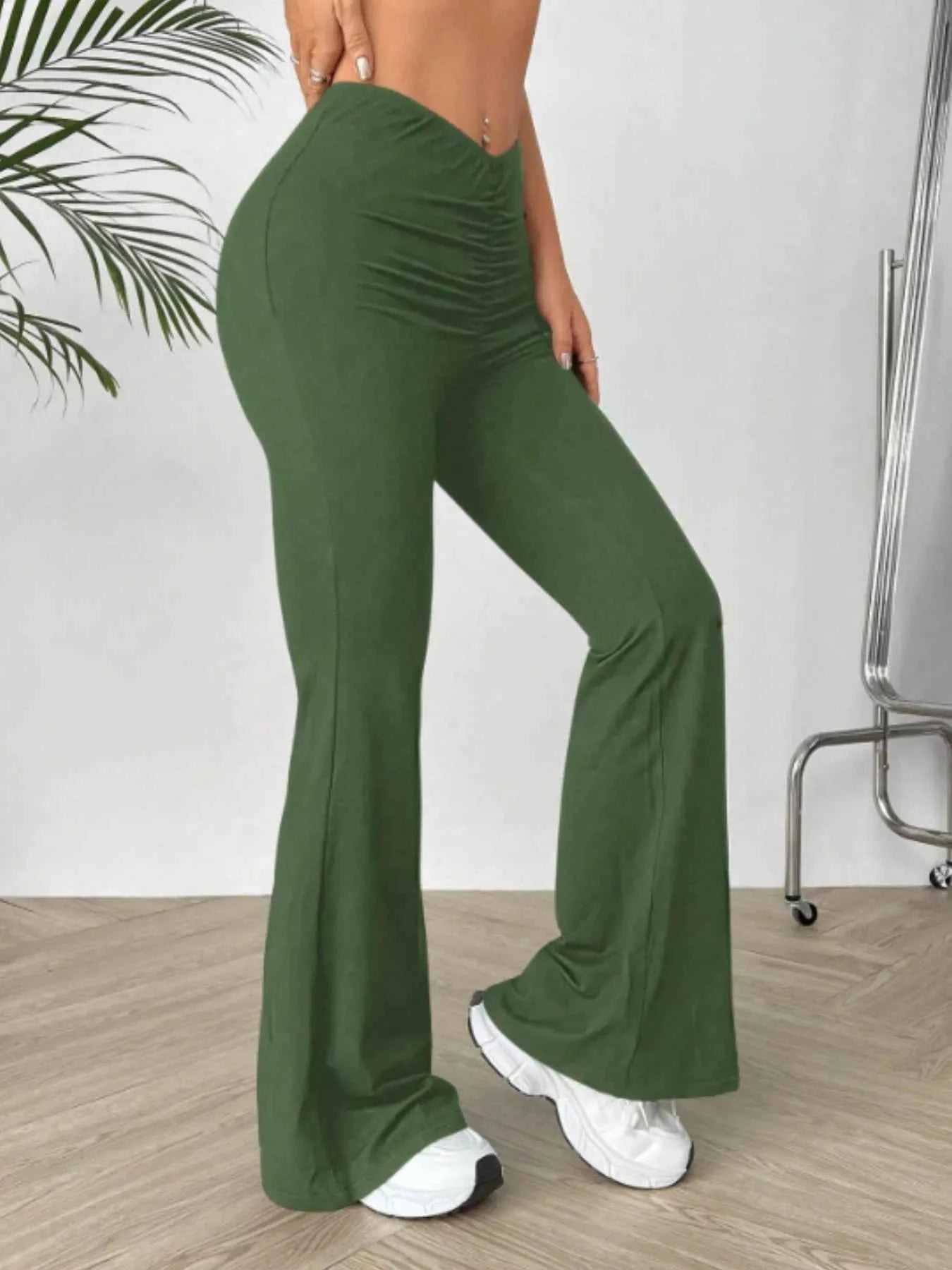 High Waisted Flare Pants 6c74ce46-d57f-49c4-898a-fdcd6c338981-Max-Origin