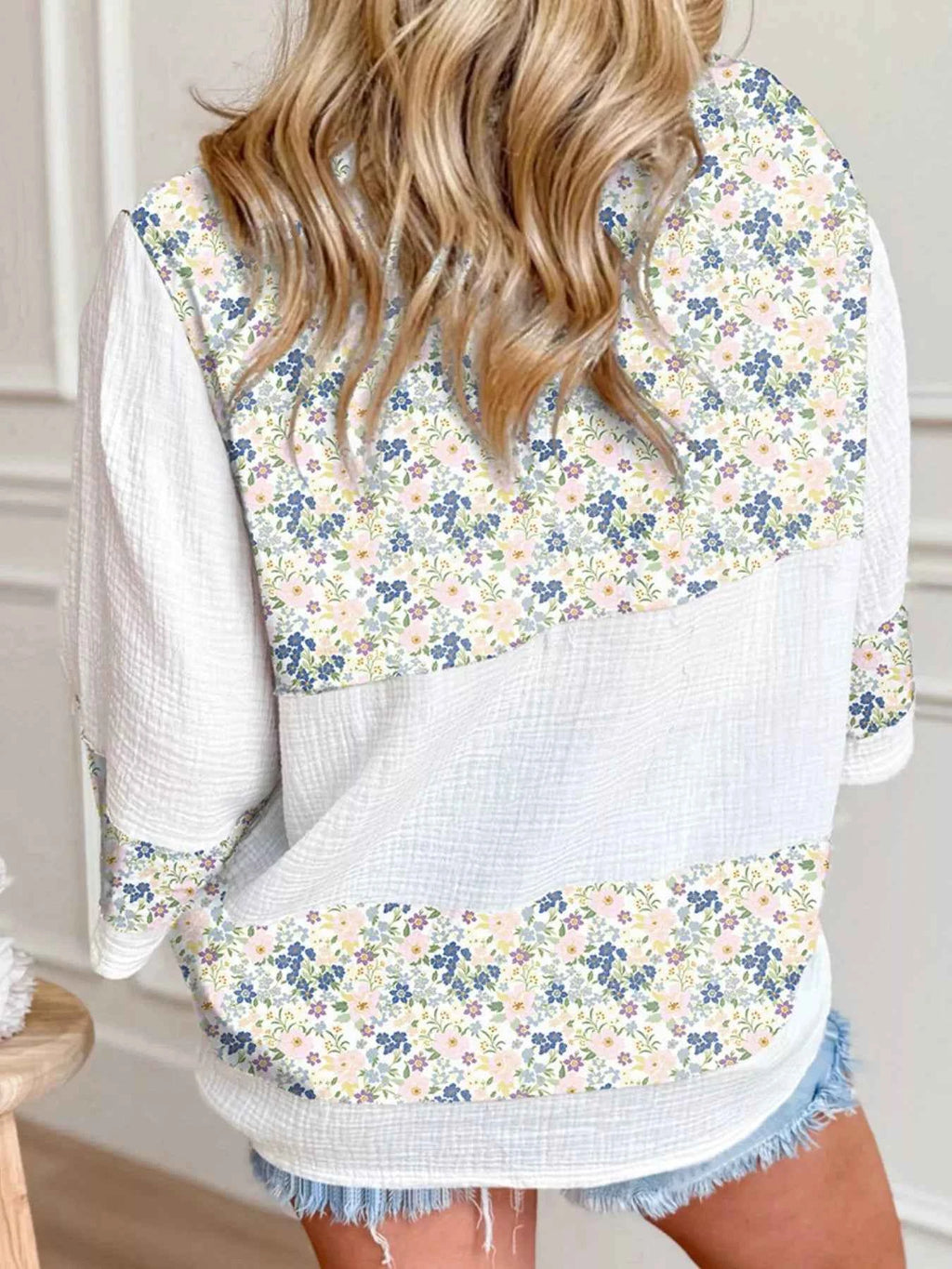 Floral Print Henley Button 3/4 Sleeve Blouse 6d3793fc-18cd-4d93-ad6f-e59885a455cb-Max-Origin
