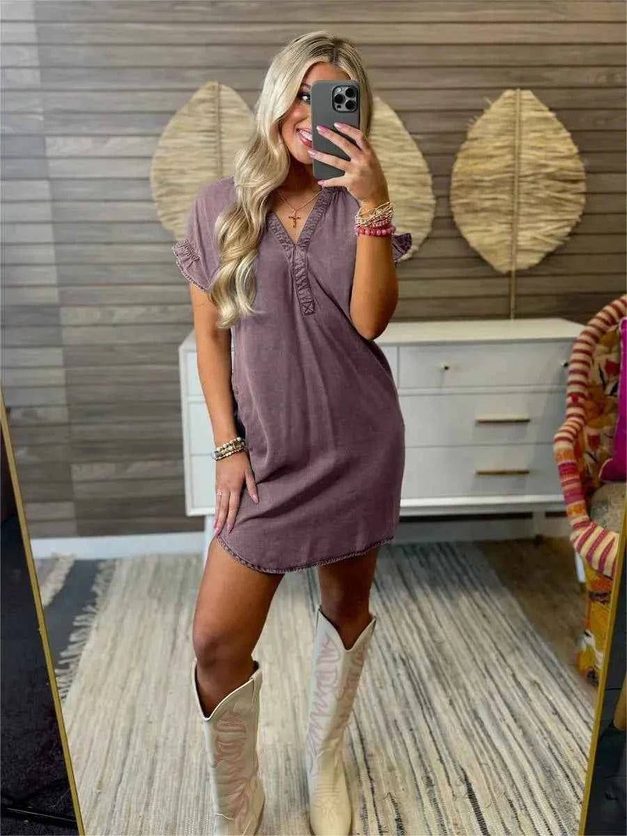 Full Size V-Neck Short Sleeve Denim Dress Plus Size Gray Purple 6d56d4ab-9263-41a3-80e6-286c16c6b13a-Max-Origin