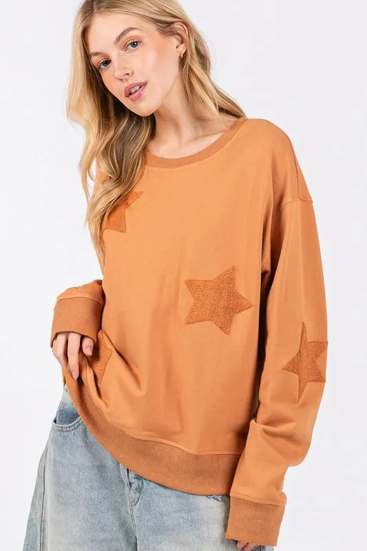 SAGE + FIG Star Patch Long Sleeve Sweatshirt 6d779c2a-d11b-4357-929e-c74d751a09cf-Max