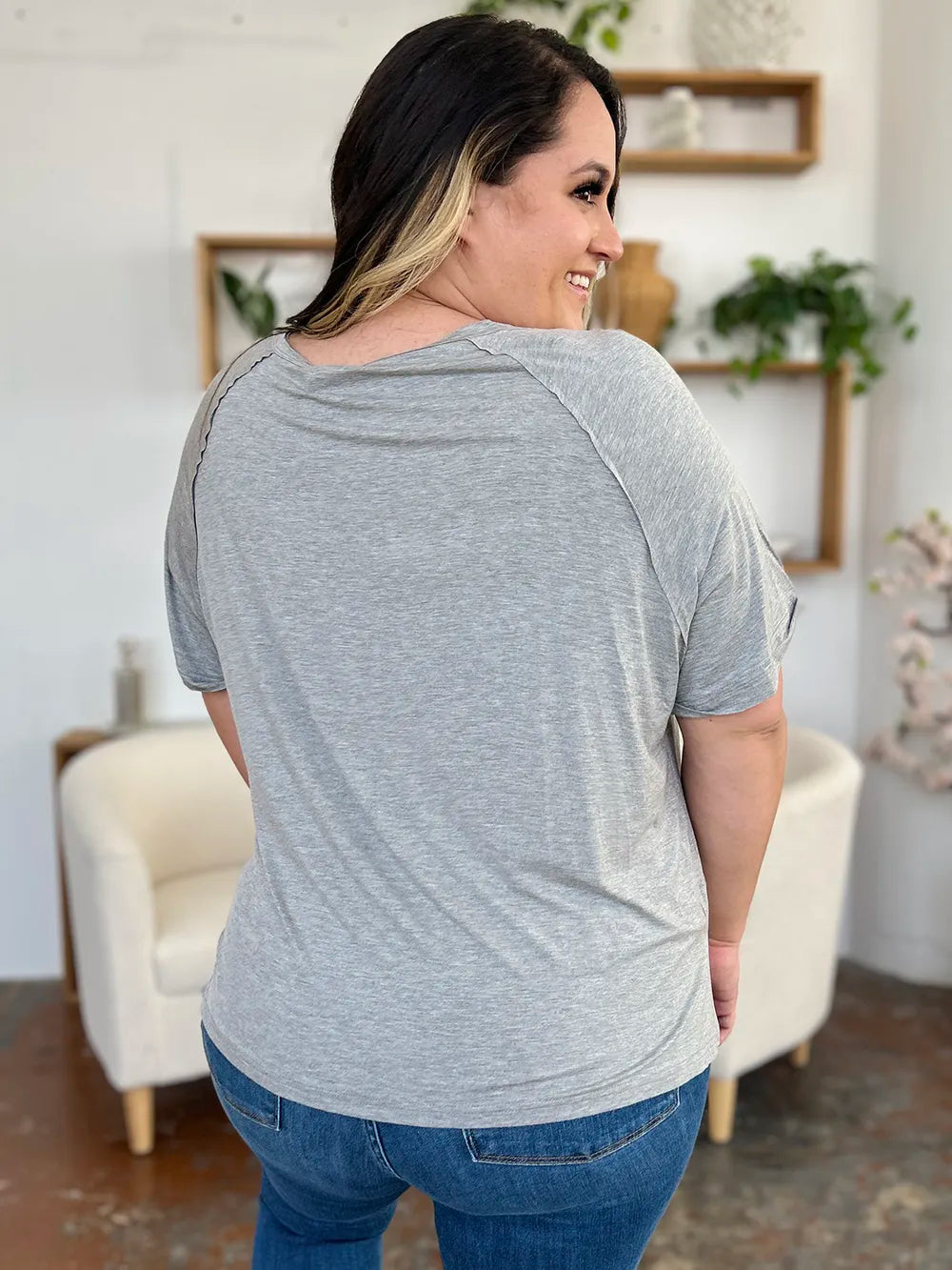 Basic Bae Full Size Bamboo Slit V-Neck Short Sleeve T-Shirt 6d874198-57c5-49d2-ae28-68a044dd294e-Max