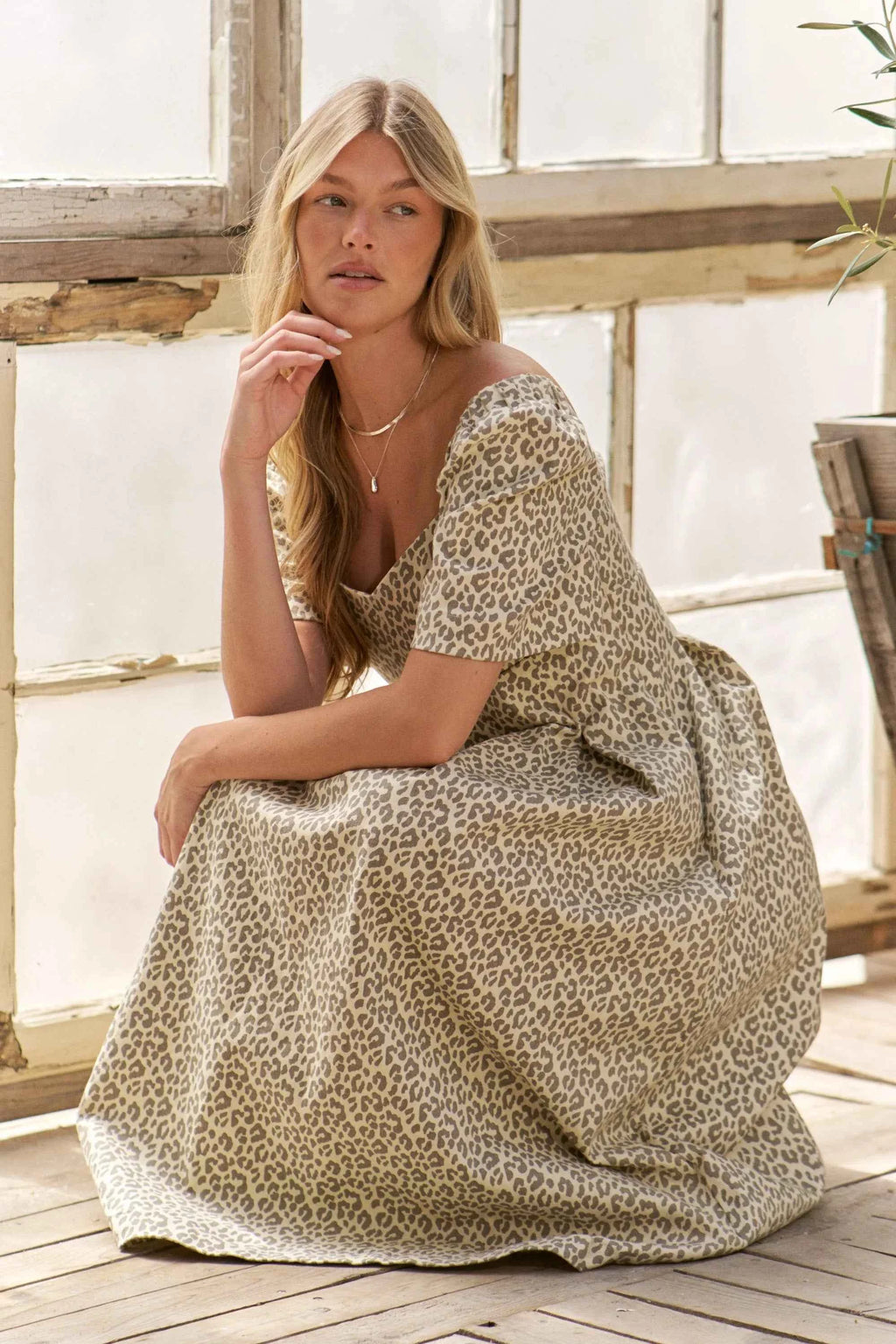 Jade By Jane Full Size Leopard Print Bell Sleeve Midi Dress Plus Size 6d87c6ef52534703b5cbbb87bd5fba5c-Max-Origin