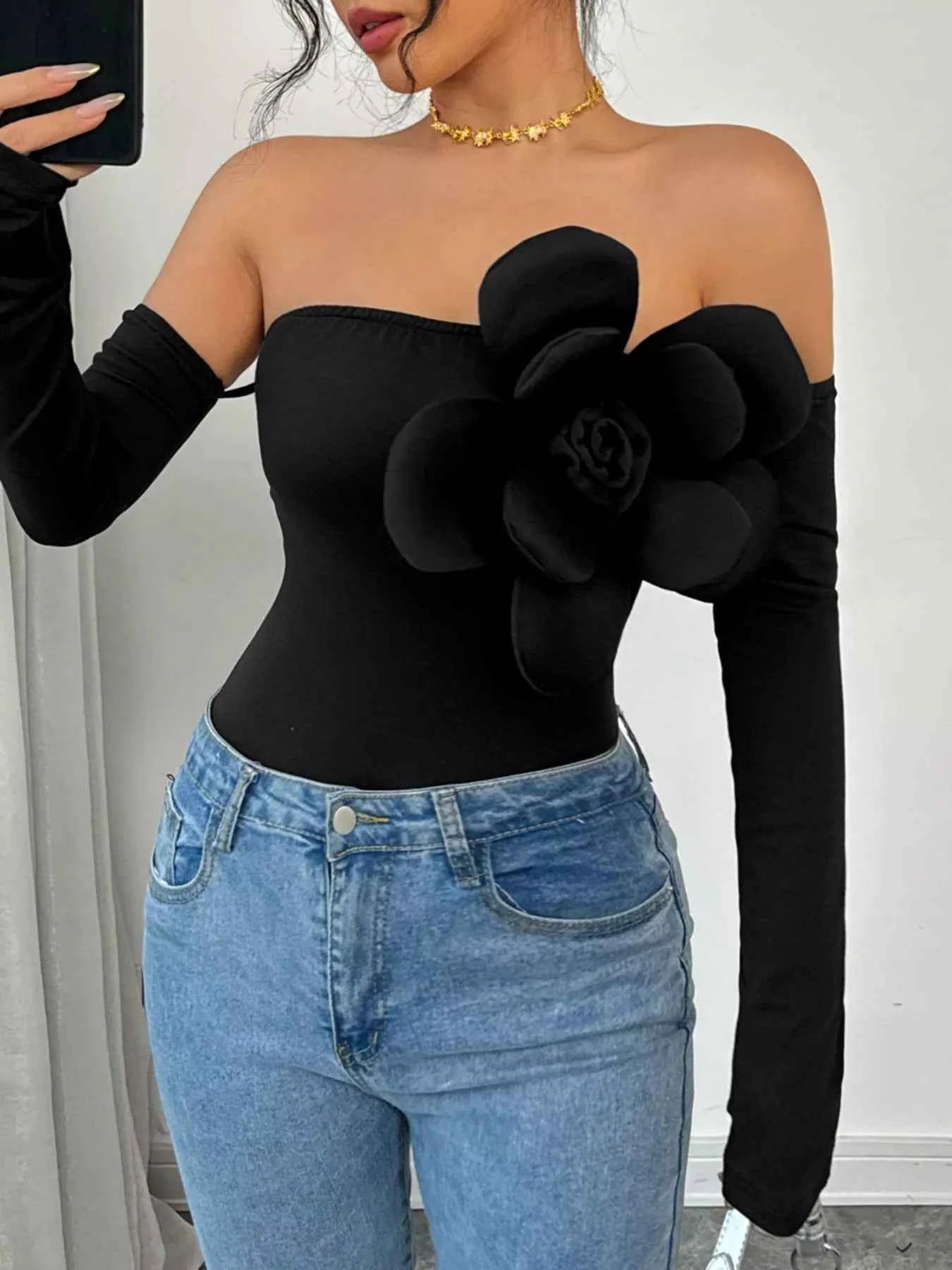 Flower Off-Shoulder Long Sleeve Bodysuit 6dc4ebec-327a-42b4-96fd-7d544b791ce1-Max-Origin