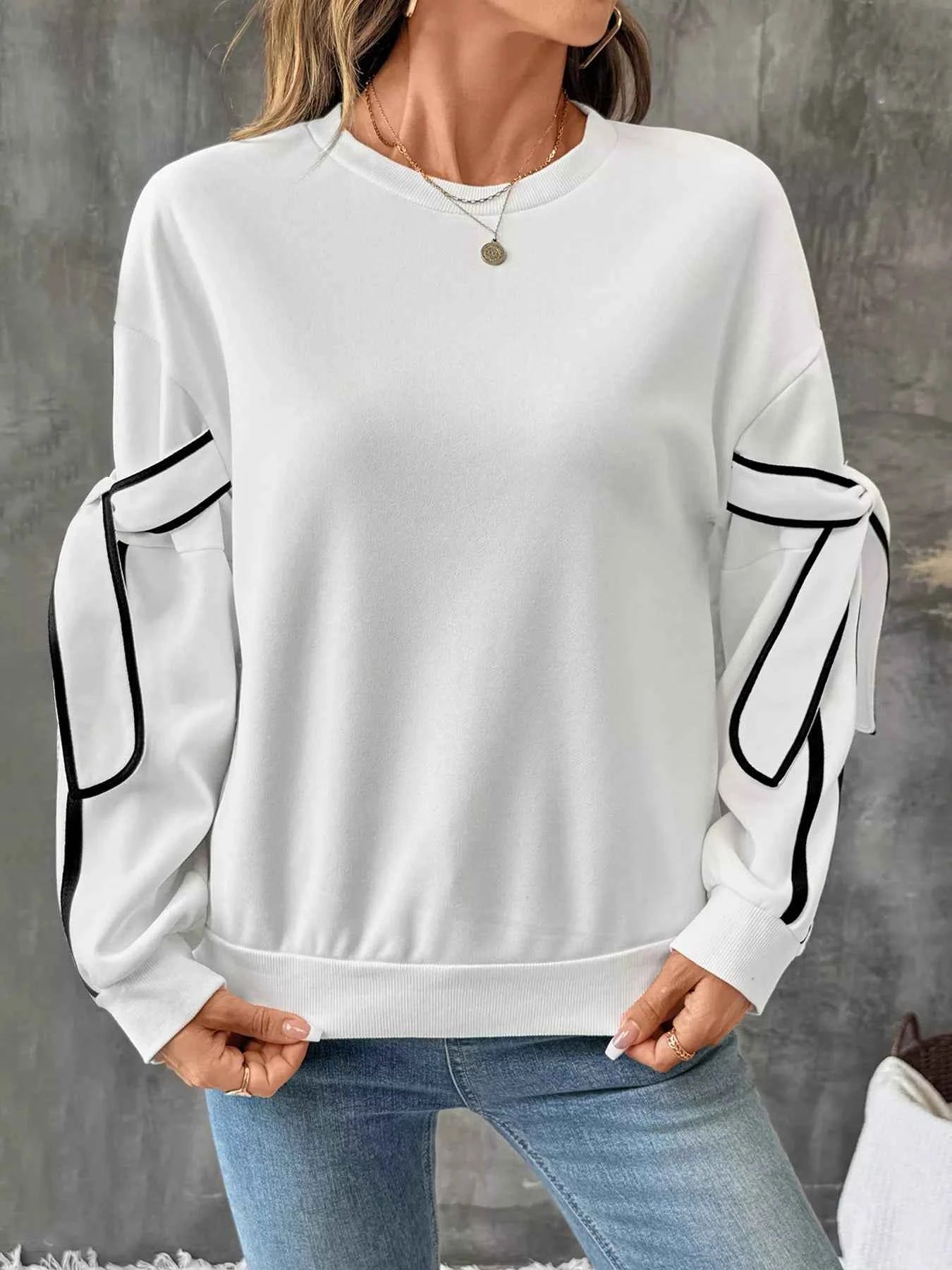Side Striped Round Neck Sweatshirt 6dcf6c477e9e4915a81920ddc5e64471-Max-Origin