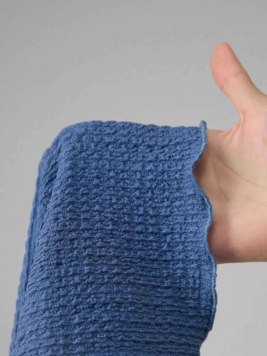 Button Up Flare Sleeve Shirt 6df47599-65d8-4cf2-83af-3f3745aac39d-Max-Origin