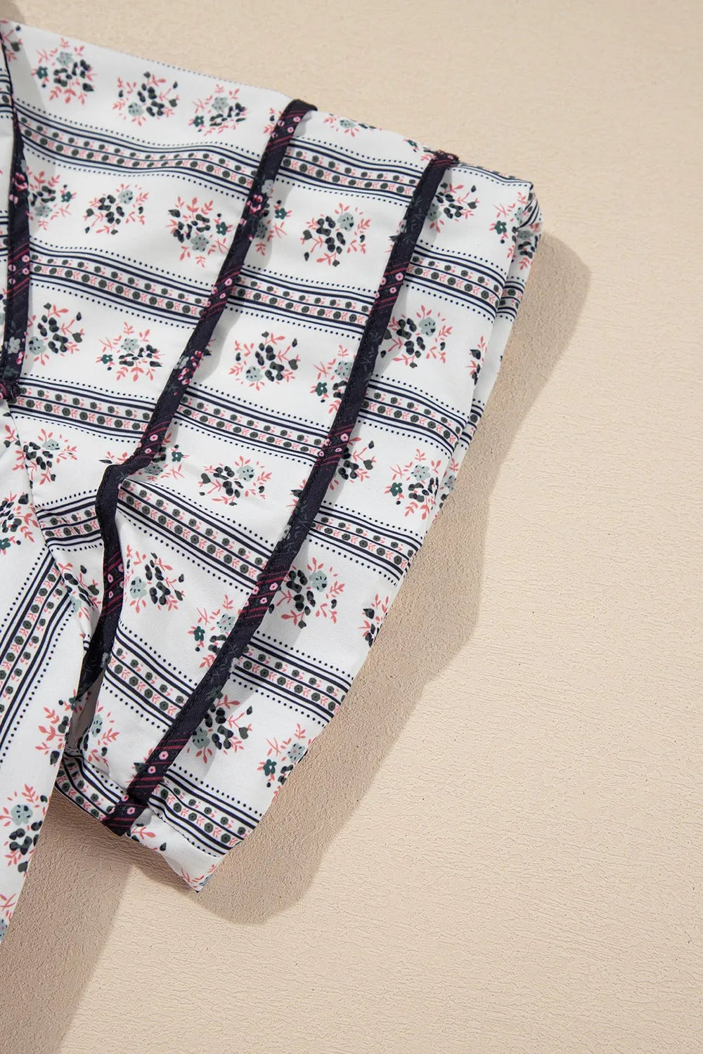 Floral Ruffled Collar Short Puff Sleeve Printed Blouse 6e3ba2ee-1710-4537-a740-3d06997b7e19-Max-Origin