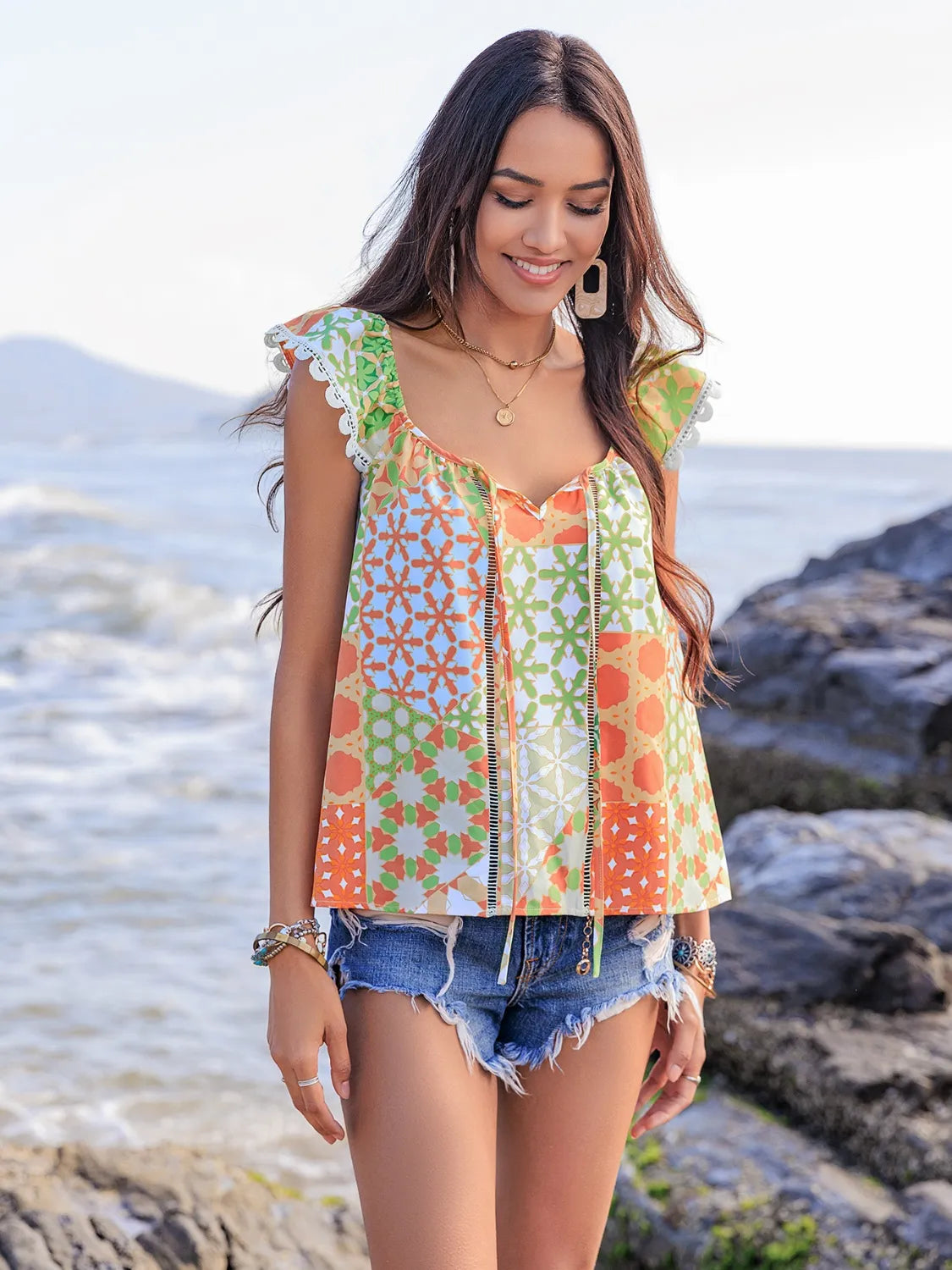 Lace Detail Printed Tie Neck Cap Sleeve Blouse 6f945f6e-b9a6-498d-96d0-eca06f970cd0-Max-Origin