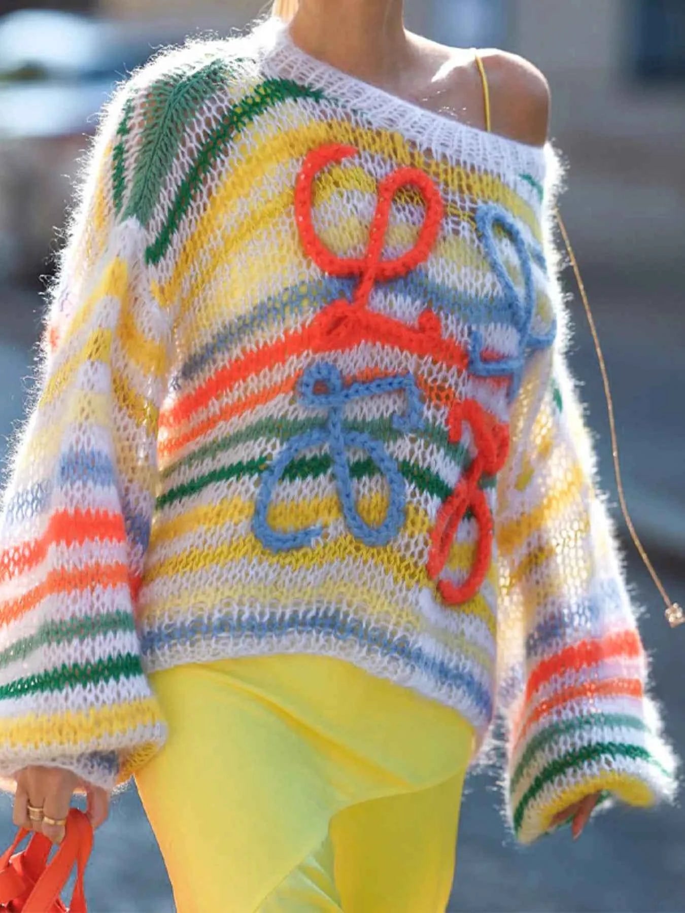 Colorful Abstract Pattern Striped Sweater 702f656c1f7042f4b2ad2a30165e7037-Max-Origin_9dddc7a9-bde2-42d5-a253-d2b2e8dcc99b