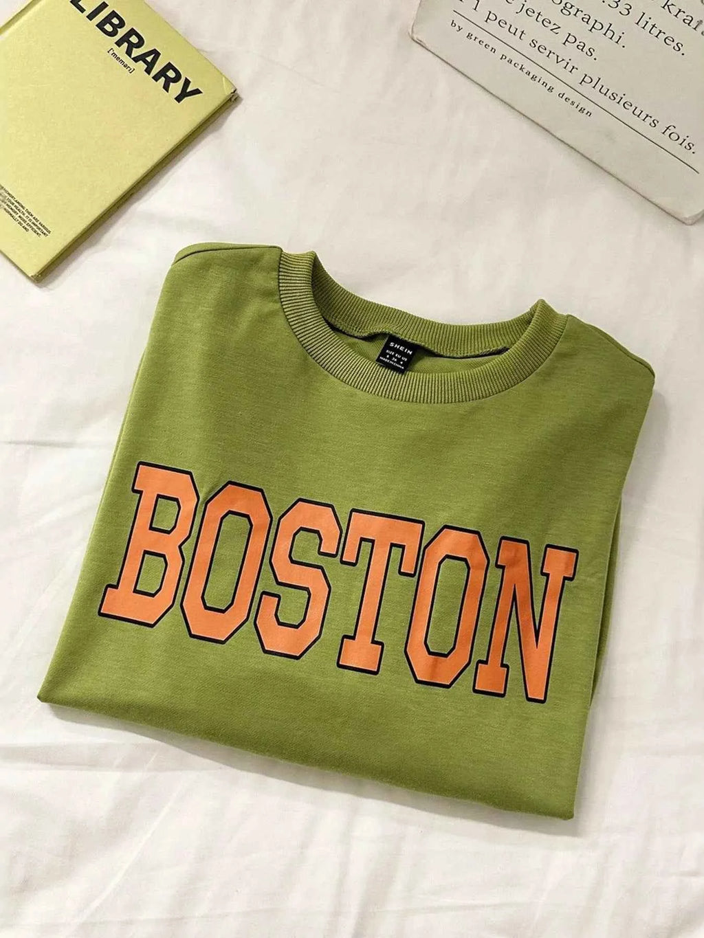 Men's Boston Graphic Oversized Crewneck Sweatshirt 70695c4360604e2f9a29ffb496831750-Max-Origin