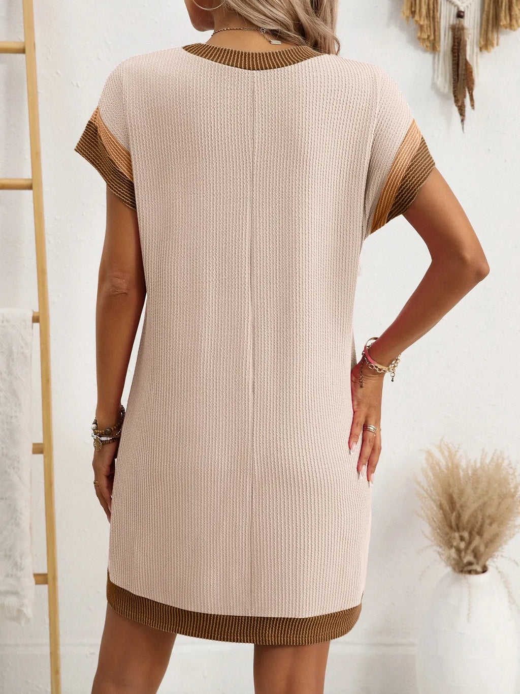 Round Neck Short Sleeve Mini Dress 71ddac3e-5434-4231-86a3-7db1935e10d9-Max-Origin