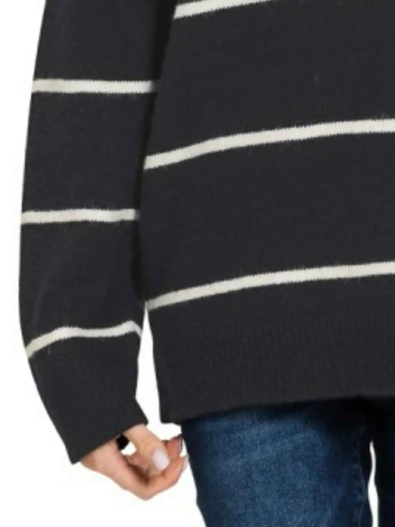 Zenana Round Neck Stripe Sweater 72cfb8b6-f3f5-4794-a9f2-86d12e898277-Max-Origin