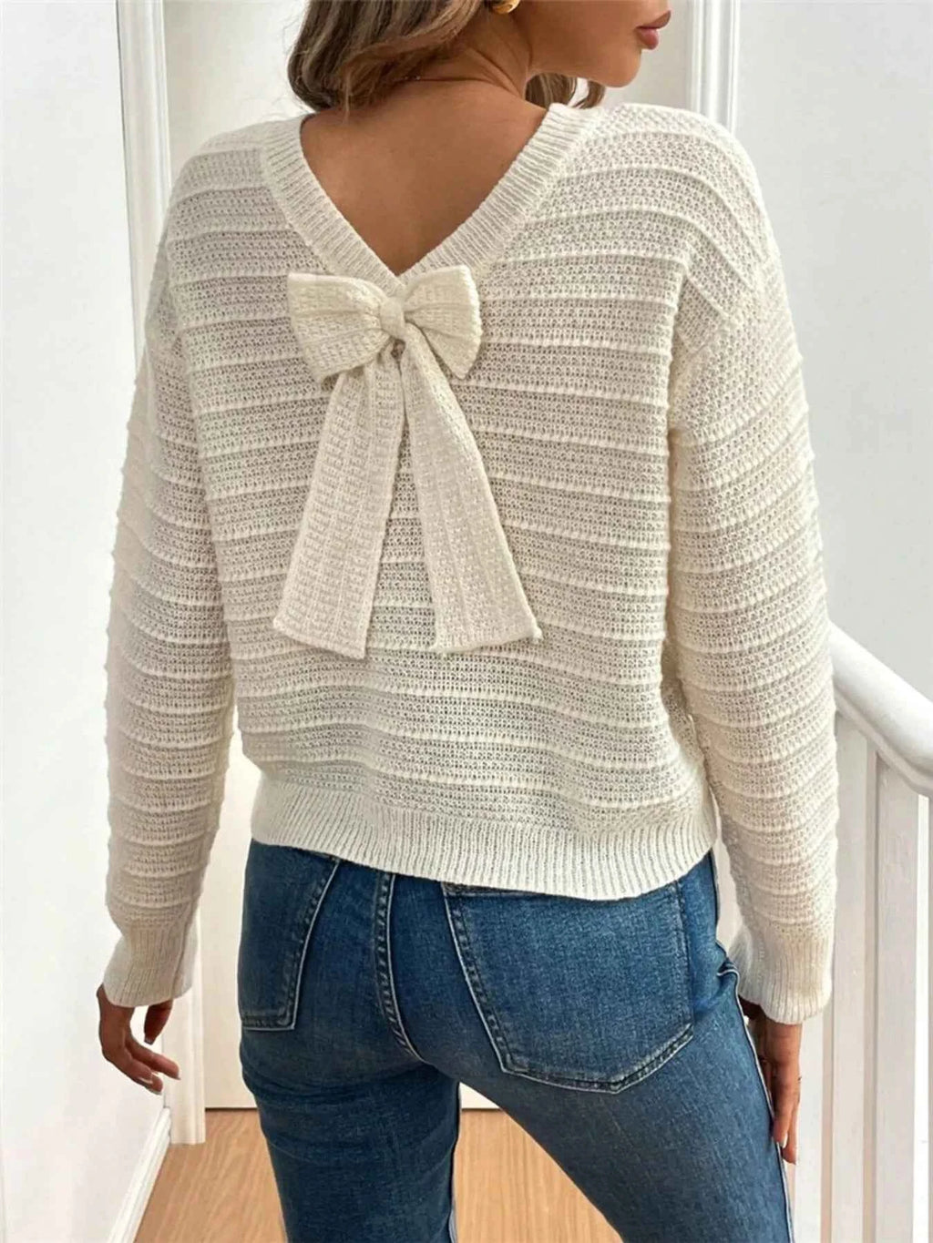 Round Neck Bow-Back Knit Top 7309efdb61cf495fadf75b57ee6f7da2-Max-Origin_9f5aa5e7-ea12-4f14-87ea-f422c975193c