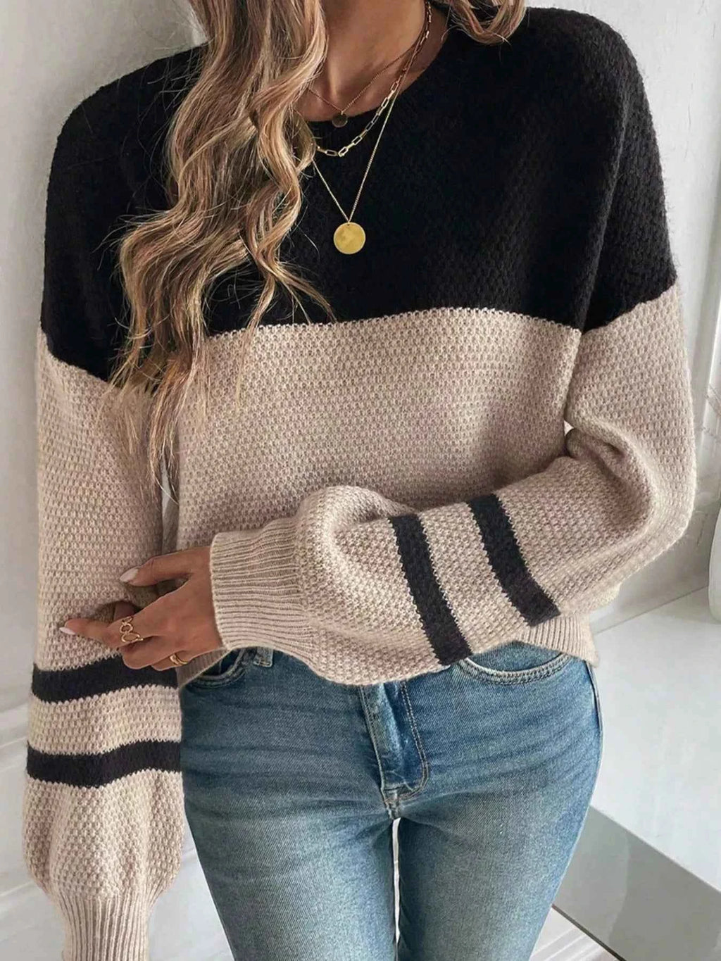 Color Block Knit Striped Sleeve Detail Casual Sweater 7351e787-044d-41fa-8b47-cac85eaa08f5-Max-Origin