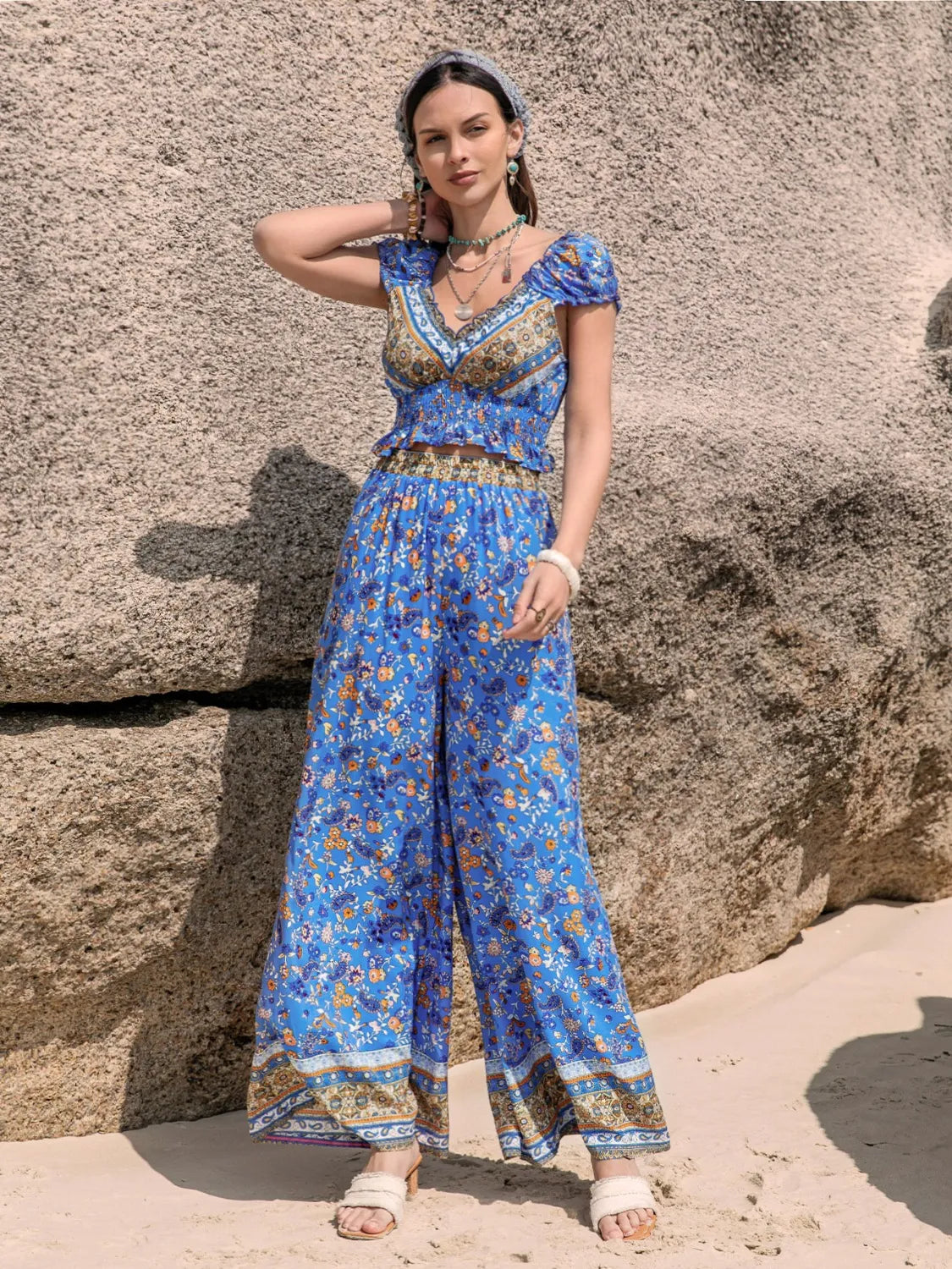 Printed V-Neck Top and Pants Set 73c2bb5d-7523-480e-a328-867f1a9c16b8-Max-Origin
