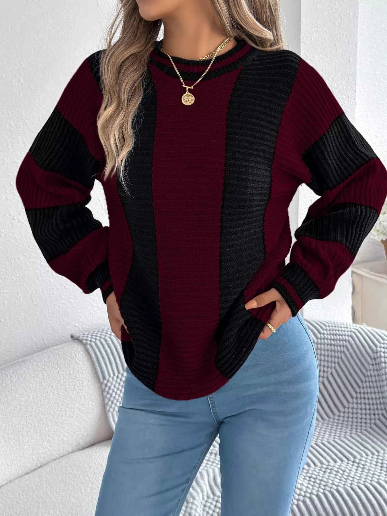 Color Block Round Neck Sweater 74fb8cfa57a74e29afcb258bc343624d-Max-Origin