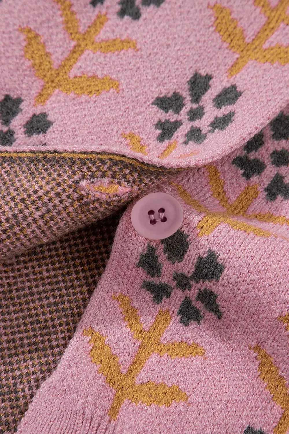 Floral Button-Up Knit Cardigan 7535a412-5043-4db8-be89-6df24e5aacf5-Max-Origin