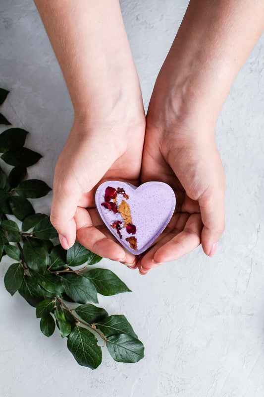 5 heart shaped Shower Steamers Gift Set 75d32ef8-7190-4c3c-a541-8f5a16a2e8a0