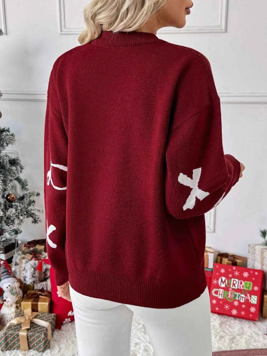 Bow Round Neck Long Sleeve Sweater 75d811d8929a4c359d2d5bef89fe2327-Max-Origin