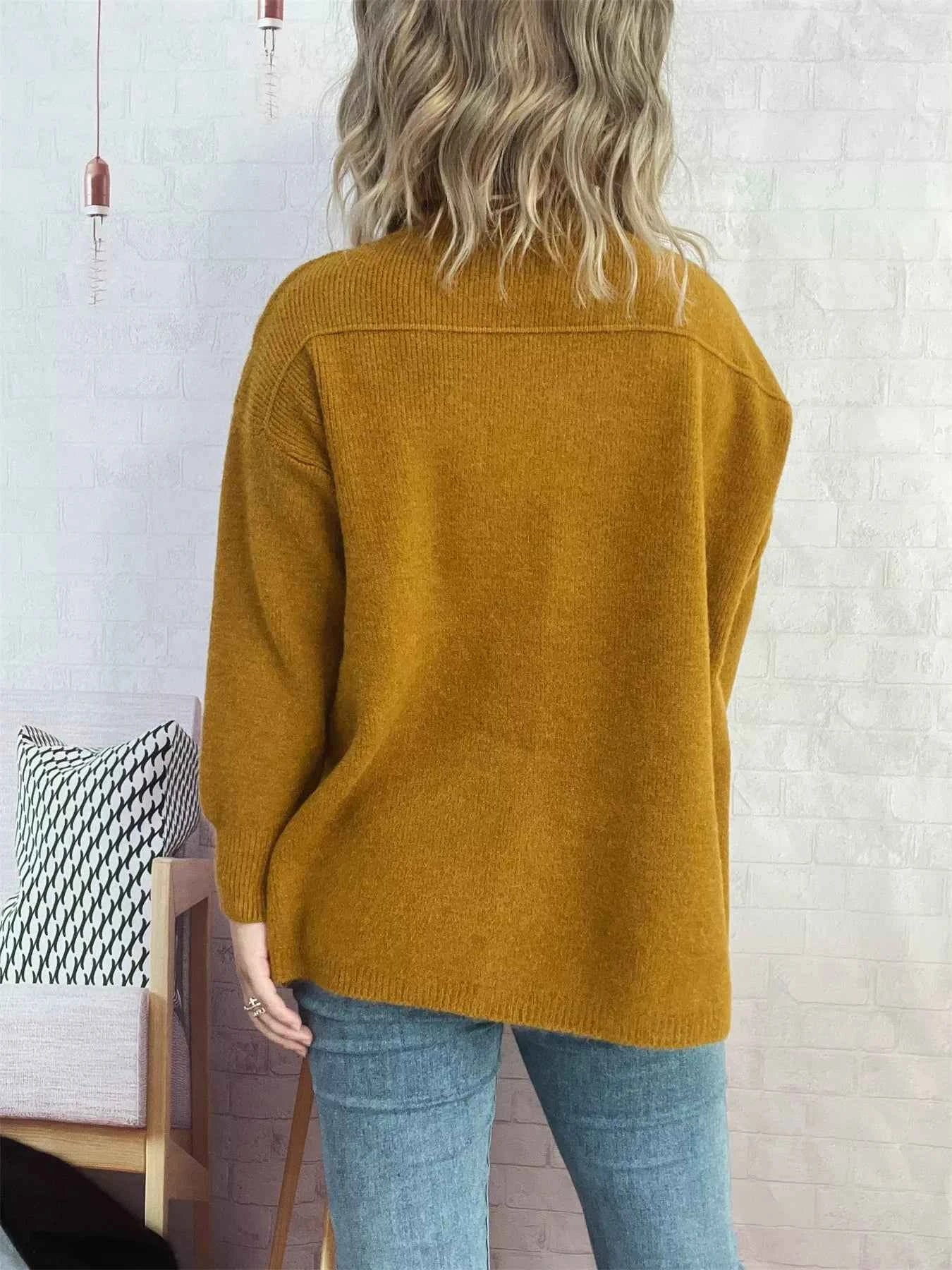 Slit Turtleneck Long Sleeve Sweater 7615adb3086b4231bc32db74b7b78f37-Max-Origin