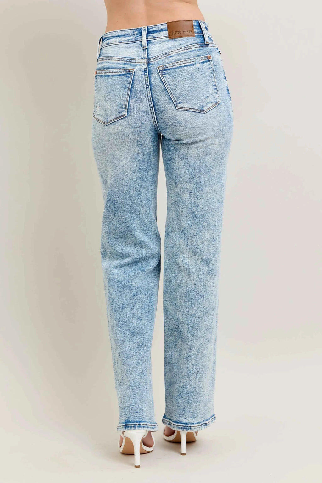 Judy Blue Full Size Hw Mineral Wash Destroy 90's Straight Jeans Plus Size 762252d452264a7e94fcbef93b2e8d32-Max-Origin