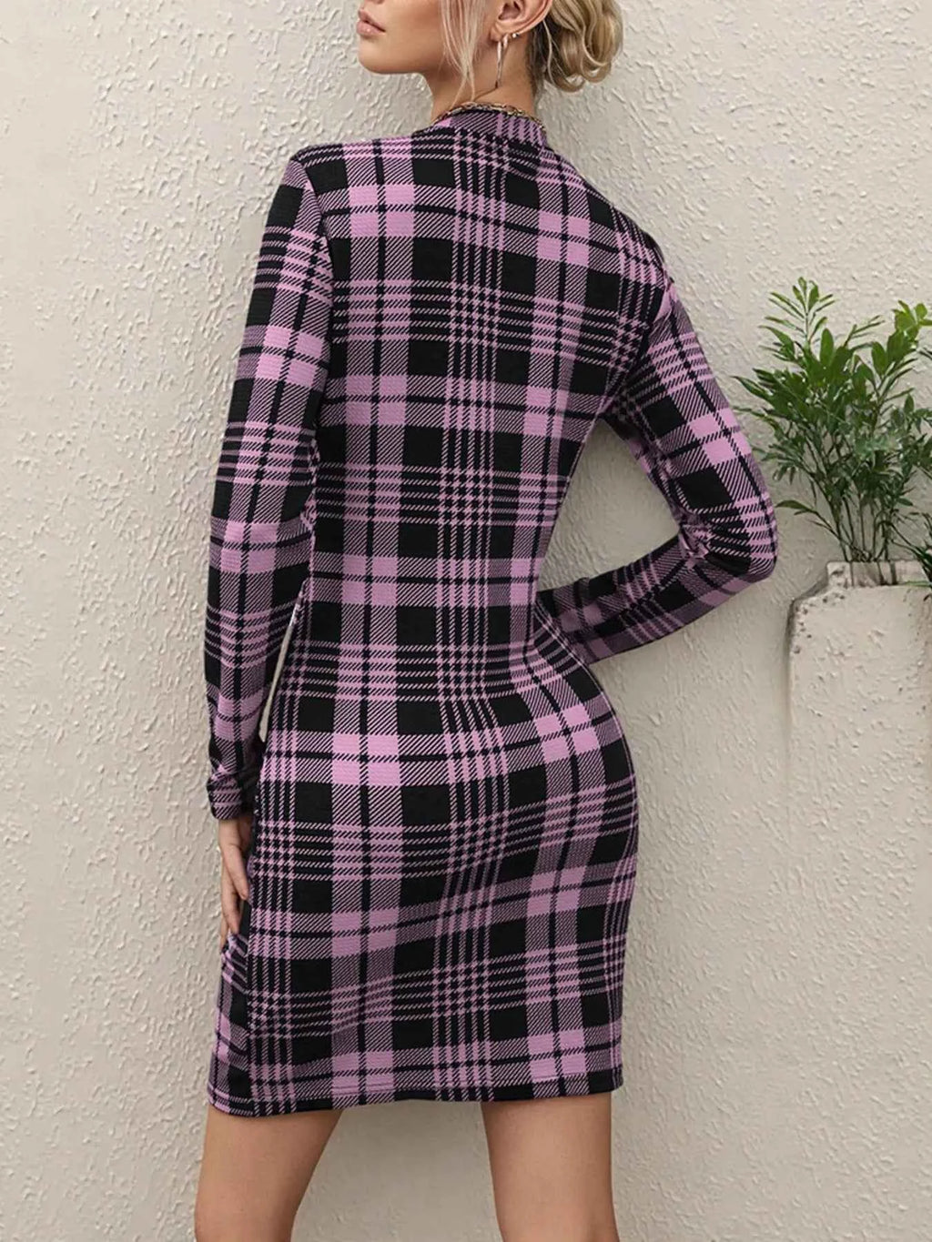 Long Sleeve Plaid Bodycon Mini Dress 763175b2f70847eaa1db4ebb3abb02d4-Max-Origin