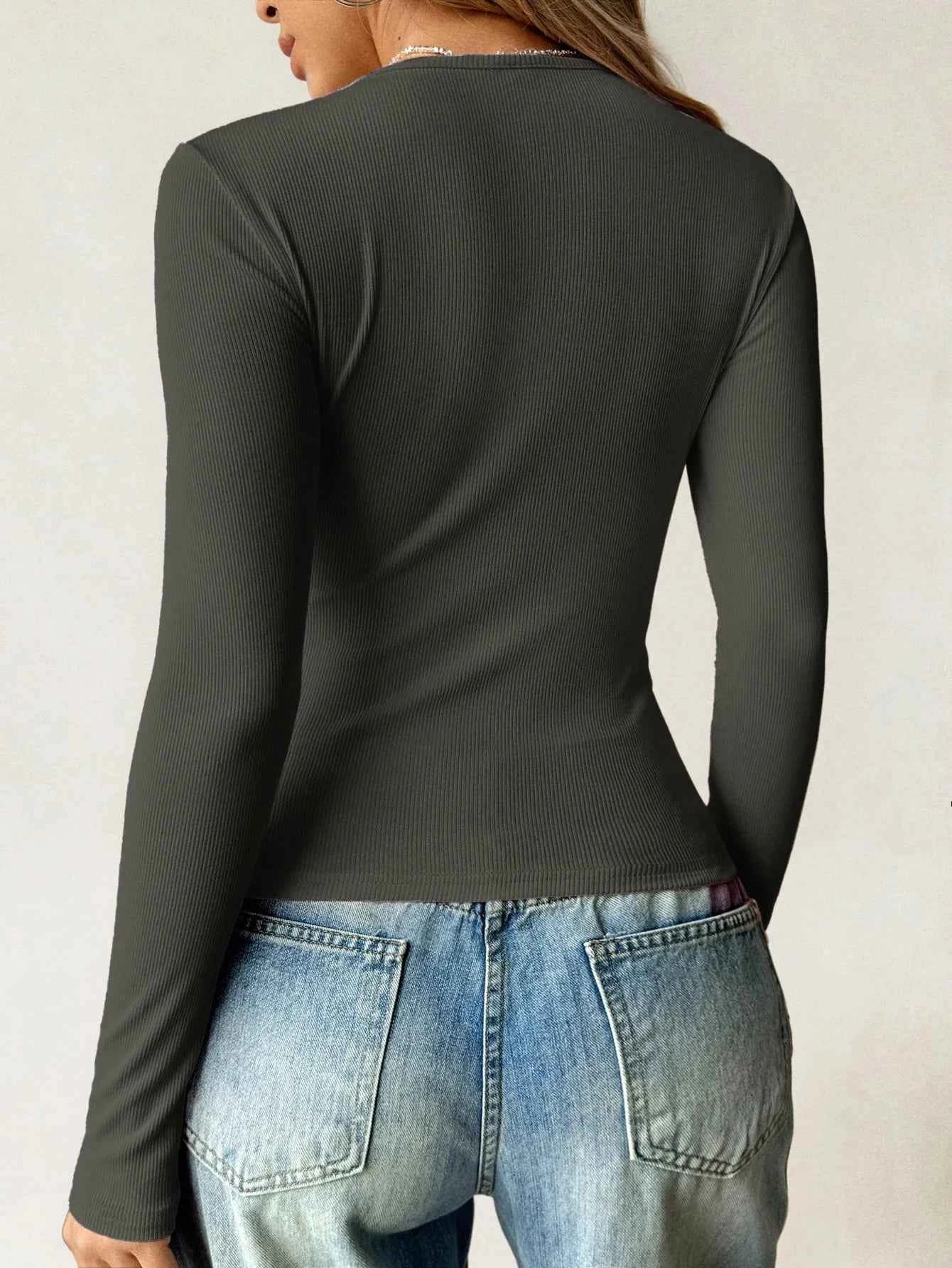 Ribbed Knit Long Sleeve T-Shirt 765ddbf7-a920-4d37-a093-a87136de1a59-Max-Origin