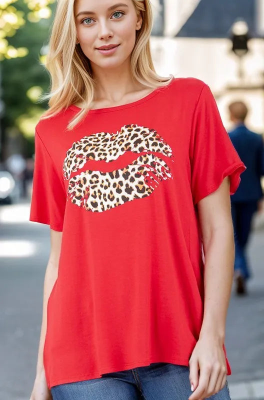Heimish Full Size Leopard Lip Round Neck Short Sleeve T-Shirt Plus Size 7670dc3e-87a3-406d-8b08-5f80004ceb8e-Max