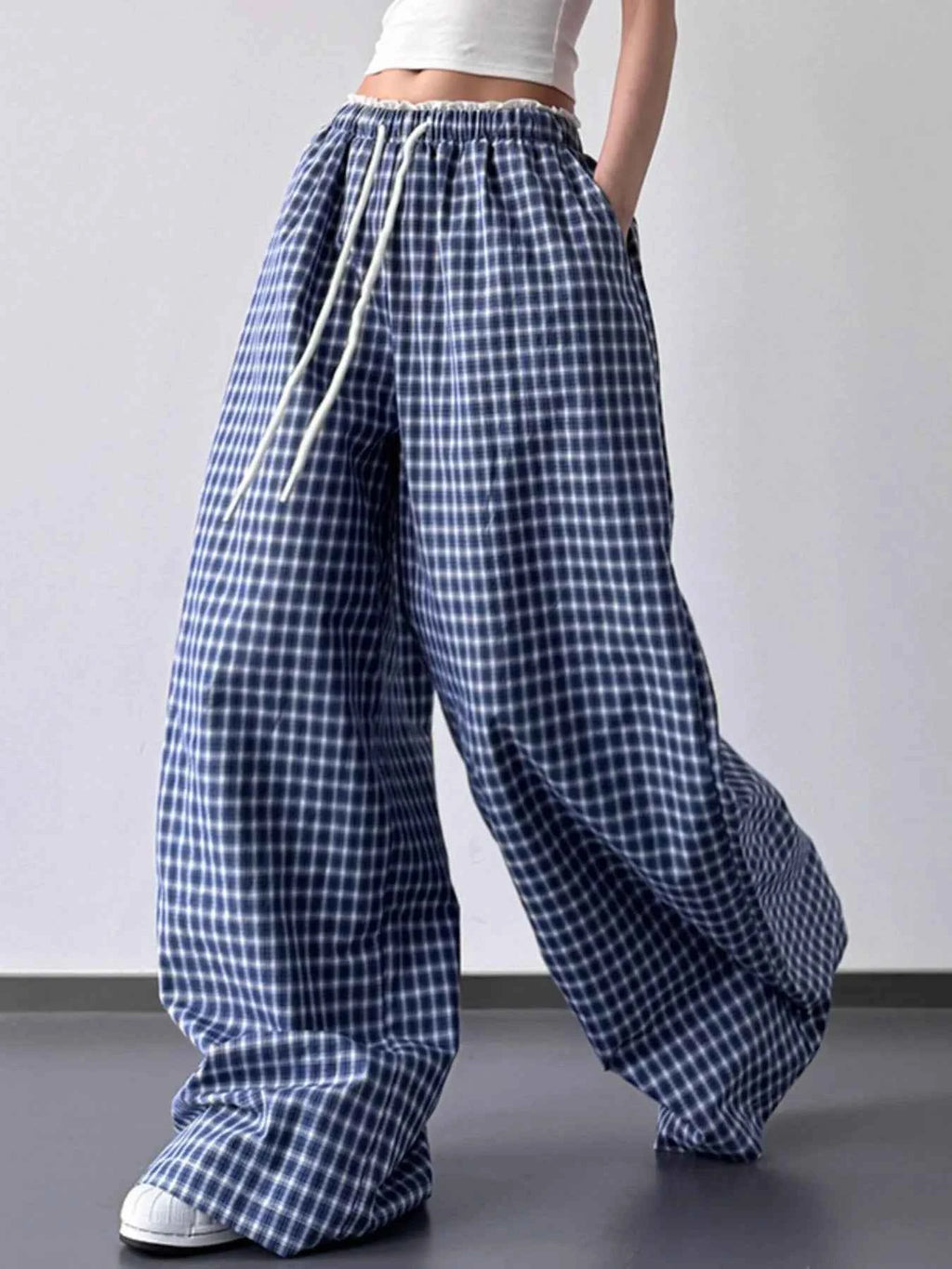 Drawstring Plaid Wide Leg Pants 76f5f24c-a8cf-471a-bc44-13dd5bf0a694-Max-Origin