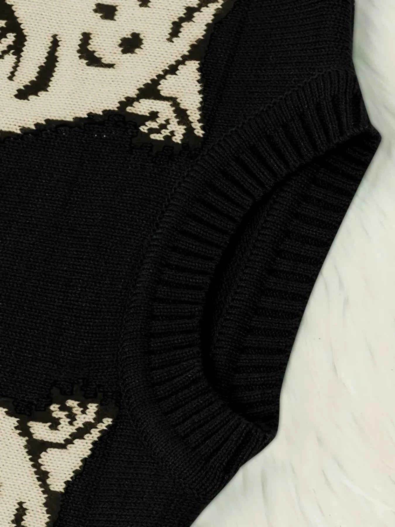 Leopard Round Neck Sweater 77176f3b-1d1c-4ffa-aa45-3eb1c363c4a0-Max-Origin