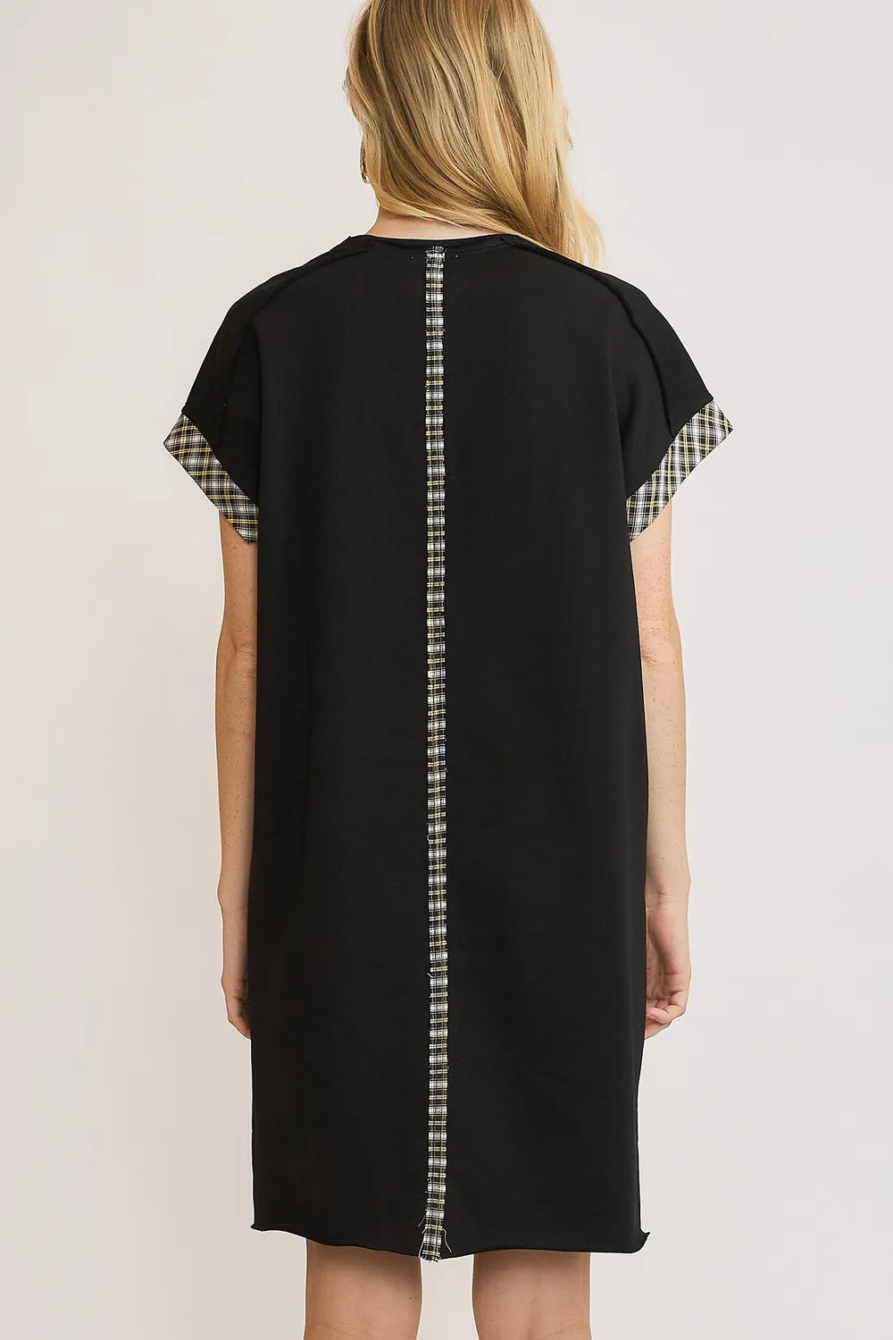Umgee Peace Plaid Applique Short Sleeve Mini Dress 7905bce4-3a9f-405e-97a9-018faab15b21-Max