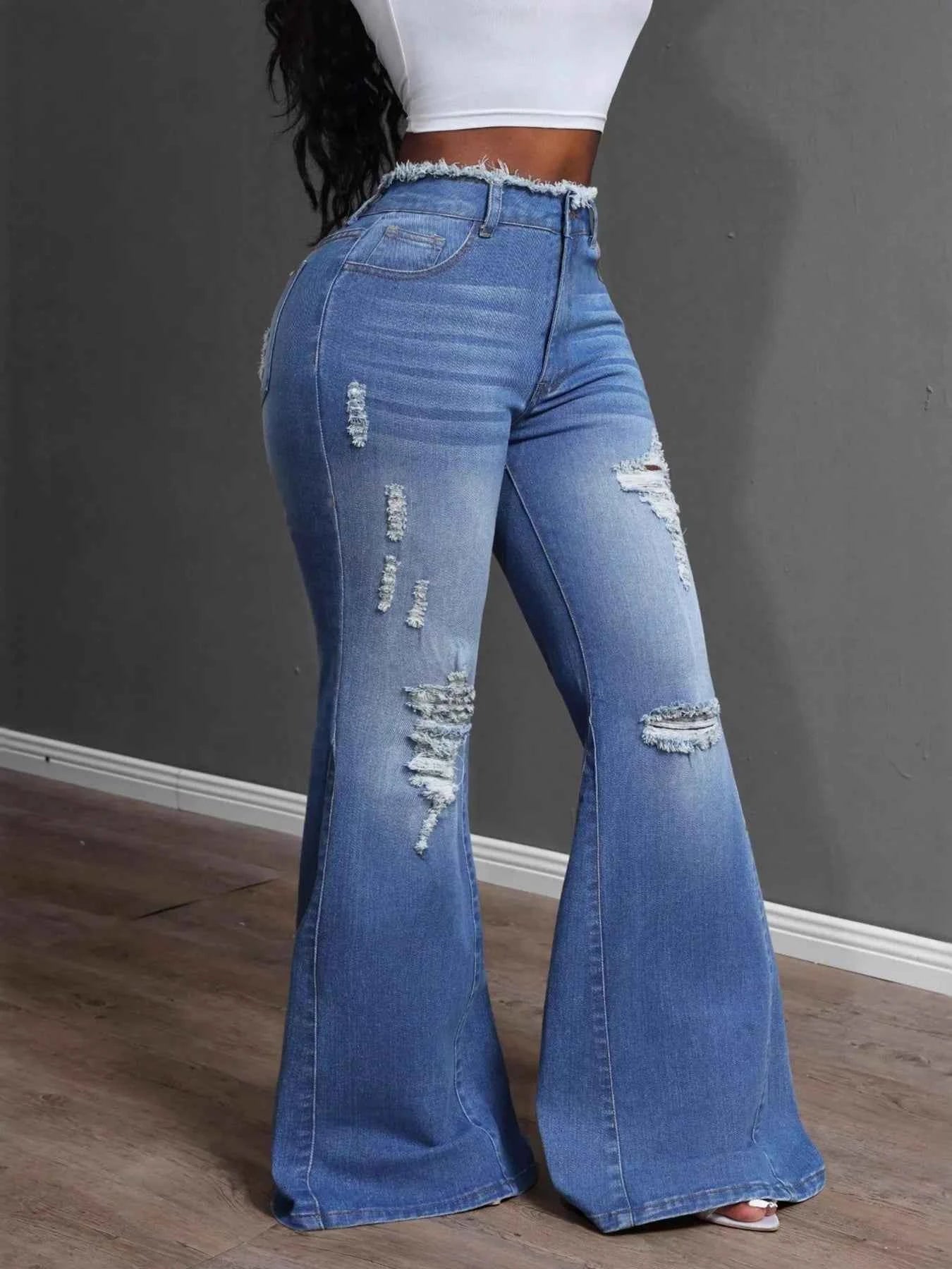 High Waisted Distressed Flare Jeans 79c2f9026eb54498adee2e812897bd7f-Max-Origin
