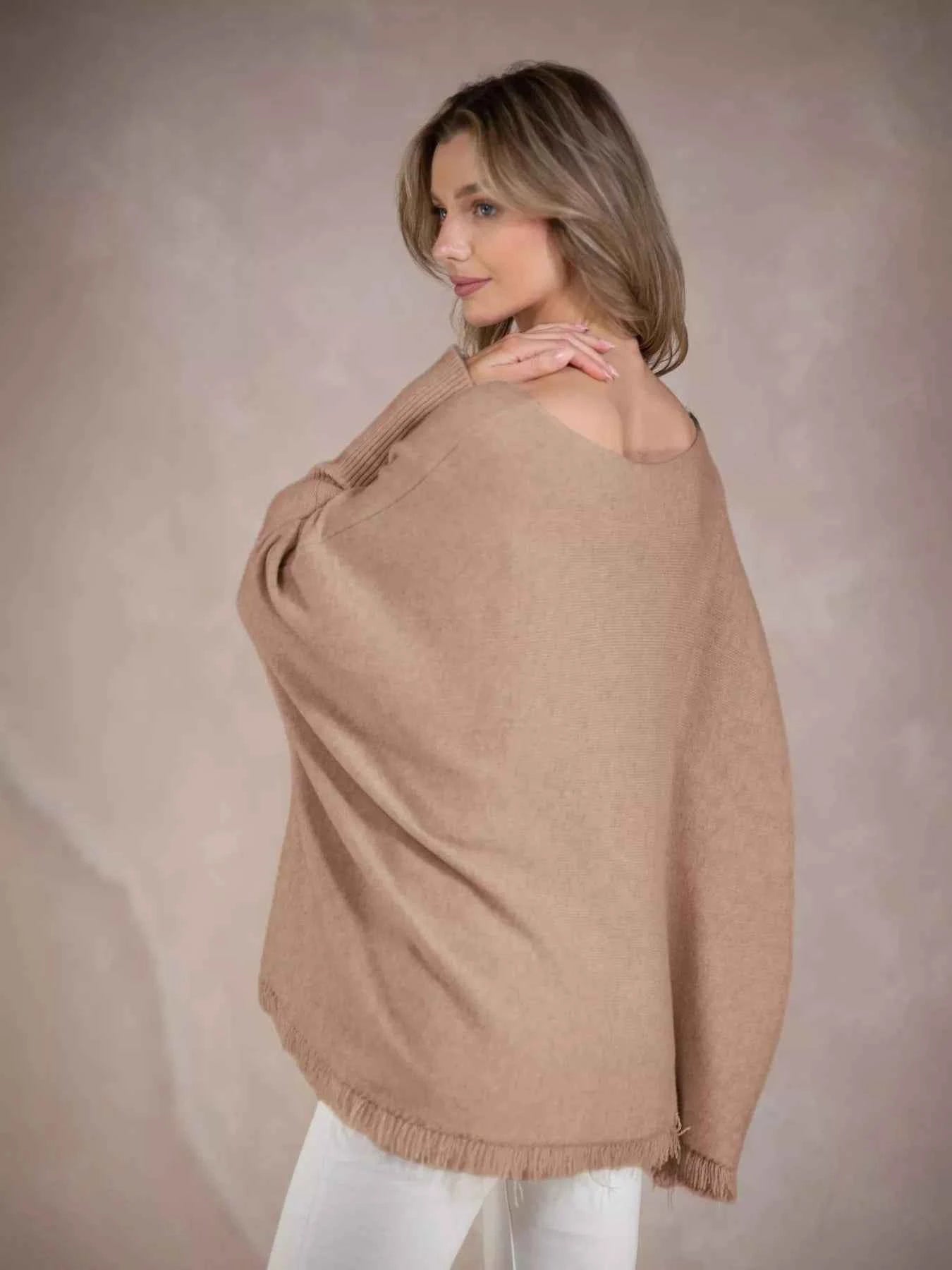 Raw Hem V-Neck Sweater 79eb08f5-5420-49bd-83e5-d05ca6de8816-Max-Origin