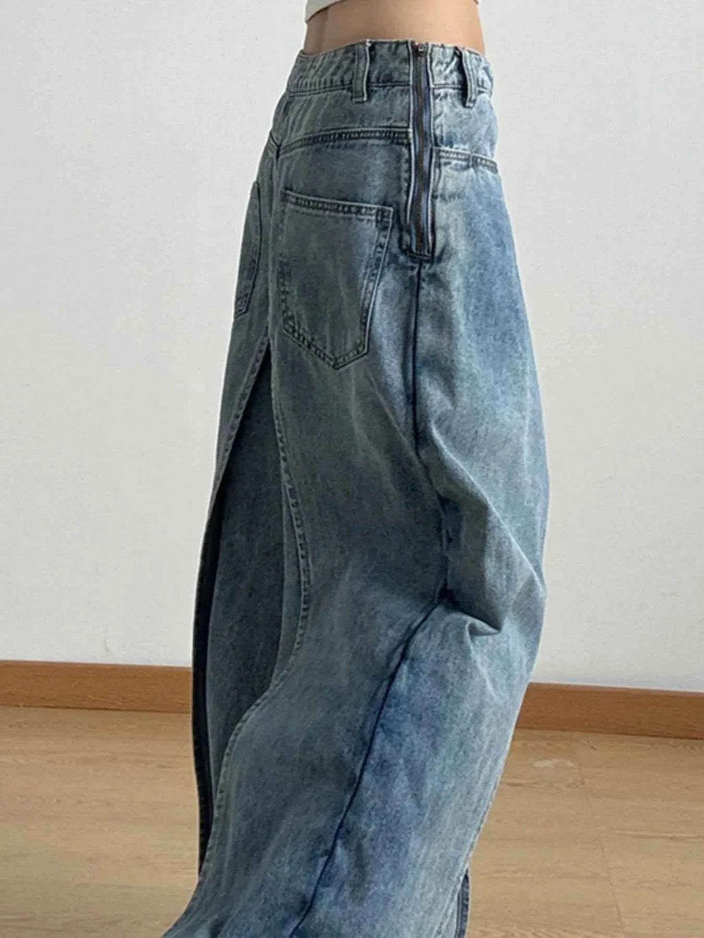 Wide Leg Wash Patchwork Jeans 79fdcda7-aa81-4a4d-820b-cd841bd96544-Max-Origin