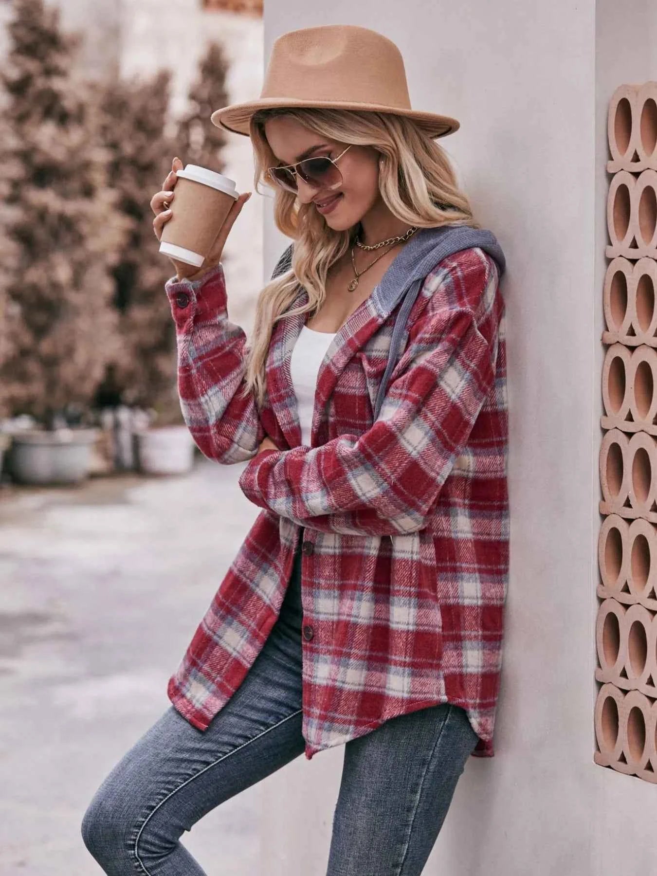 Oversized Plaid Button Up Shacket 7bf92154-e719-40c7-bb6f-d60a05ec306c-Max-Origin