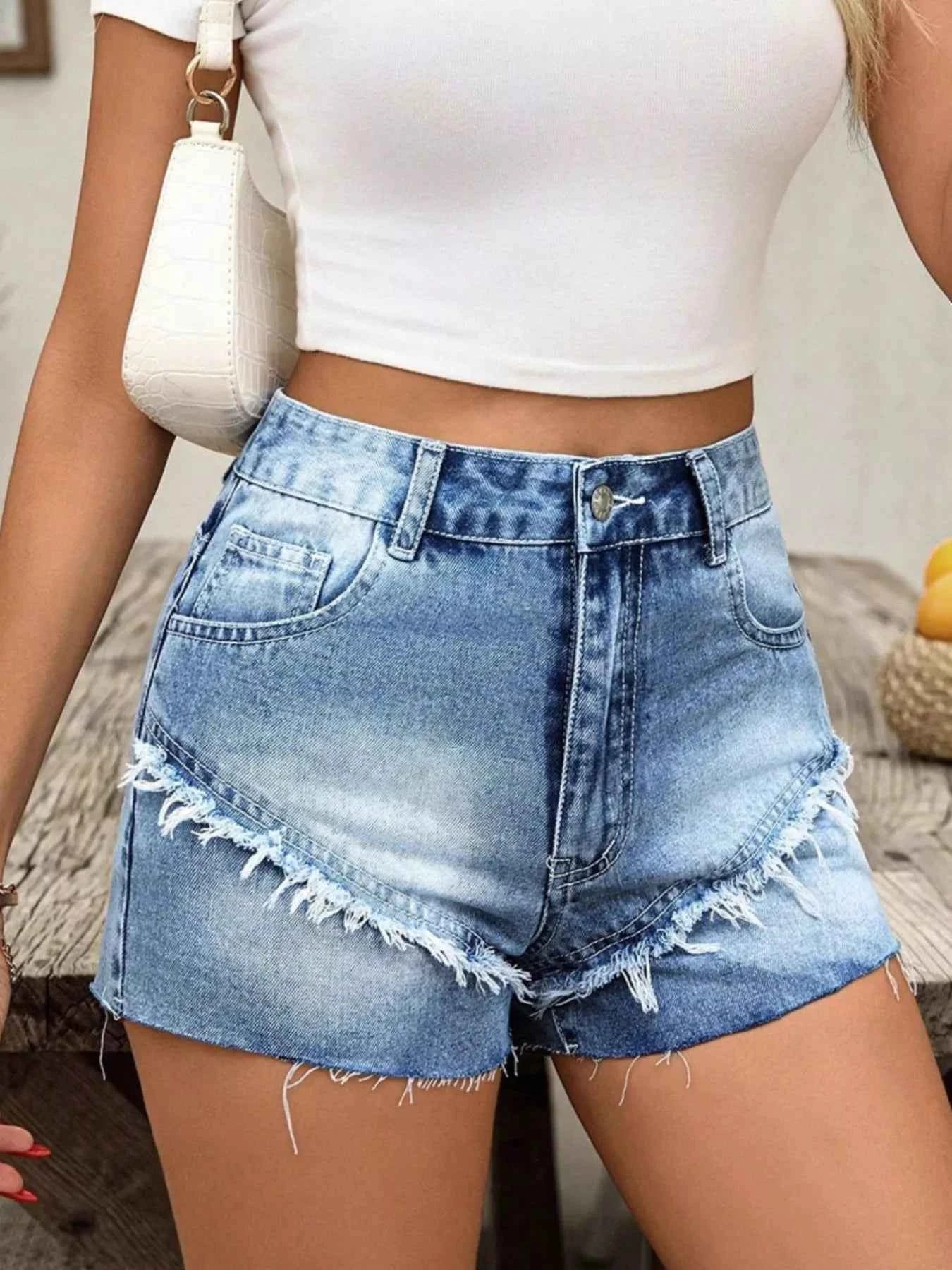 Raw Hem Denim Shorts 7c26e601-ff32-49bd-a21c-f9fdaf6344f1-Max-Origin