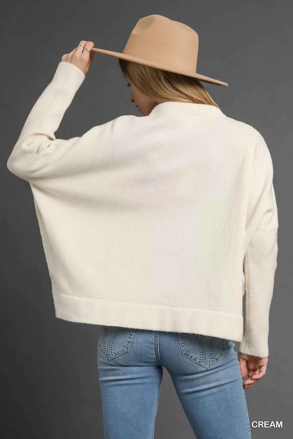 Umgee V-Neck Sweater with Wide Trim Detail 7c3cbd64-5cea-4a4d-9dd3-9d9743025044-Max-Origin