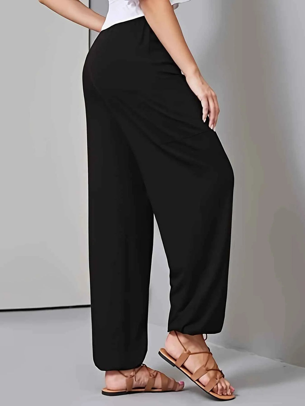 Drawstring Wide Leg Pants with Pockets Black 7cc2a76b782c4357903f16e849dbb9a5-Max-Origin