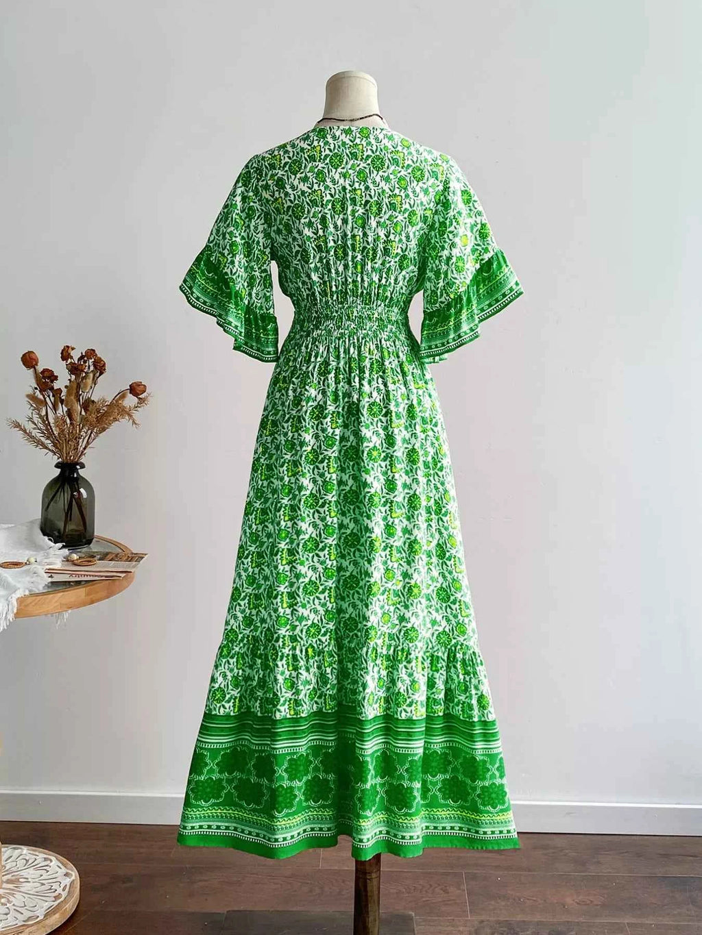 Floral Deep V-Neck Flutter Sleeves Dress 7ce84eb7-de05-4960-b4f3-3763cd85f97d-Max-Origin