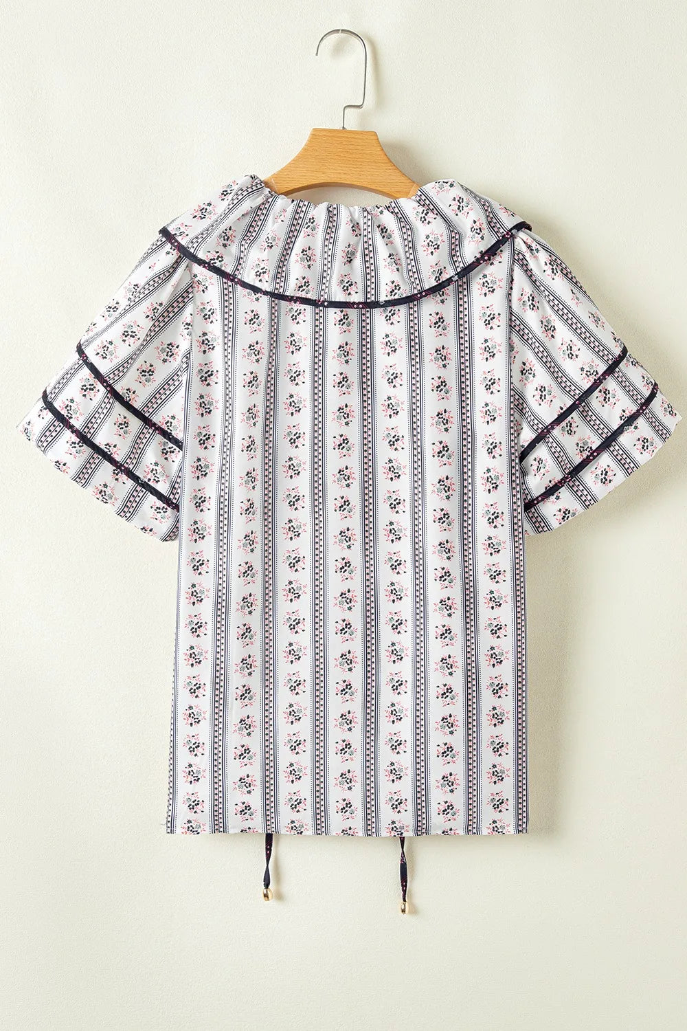 Floral Ruffled Collar Short Puff Sleeve Printed Blouse 7d689ba3-45f4-4c76-97e6-1fcc95638598-Max-Origin