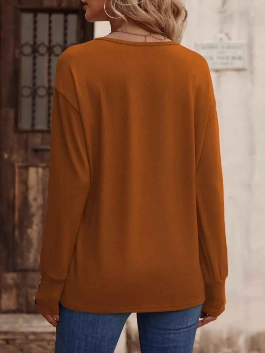 V-Neck Long Sleeve T-Shirt 7e4f00f053d14090a1a0c13c34d1caab-Max-Origin